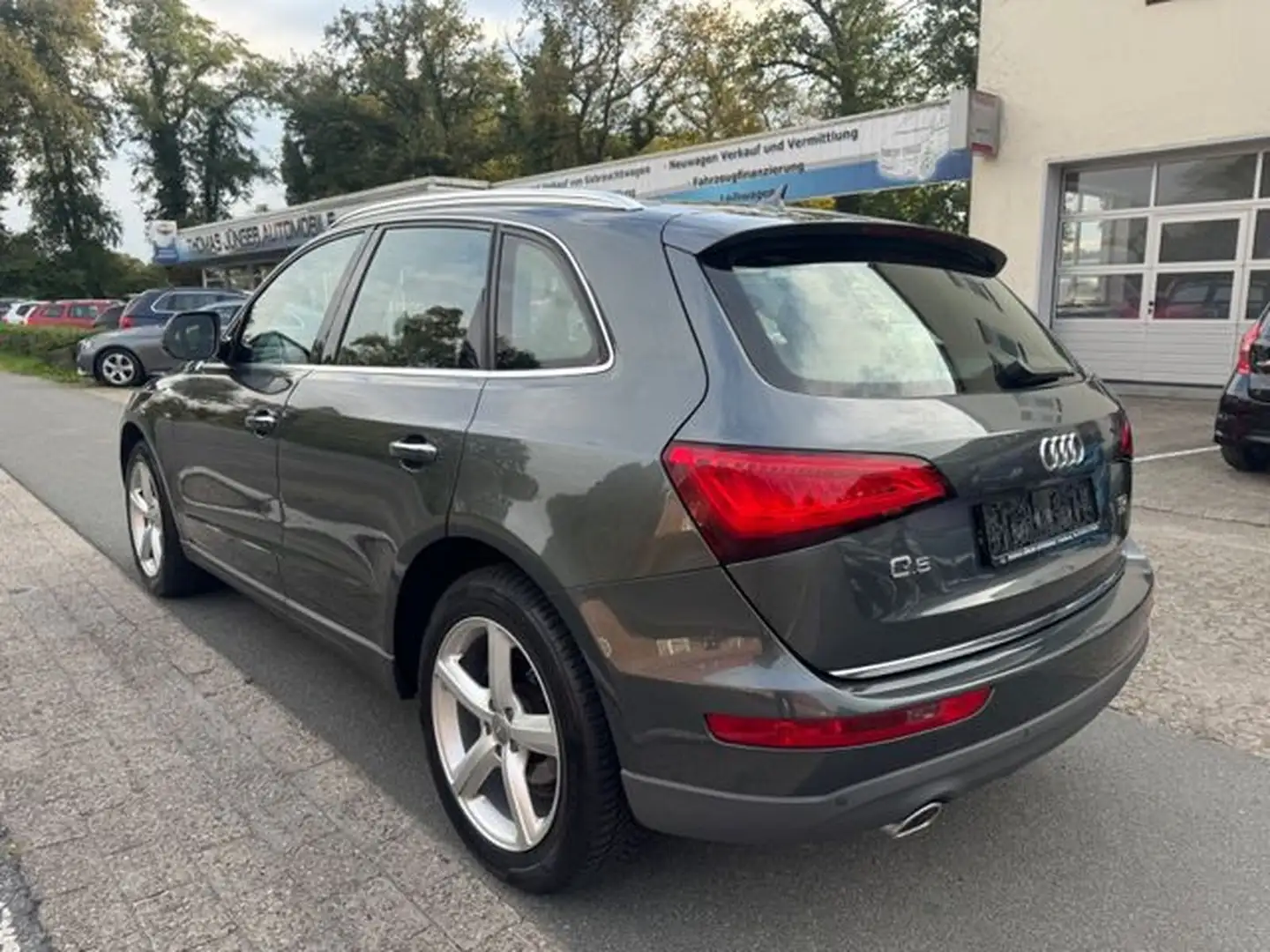 Audi Q5 2.0 TDI ULTRA S-LINE SPORTPAKET PLUS Grau - 2
