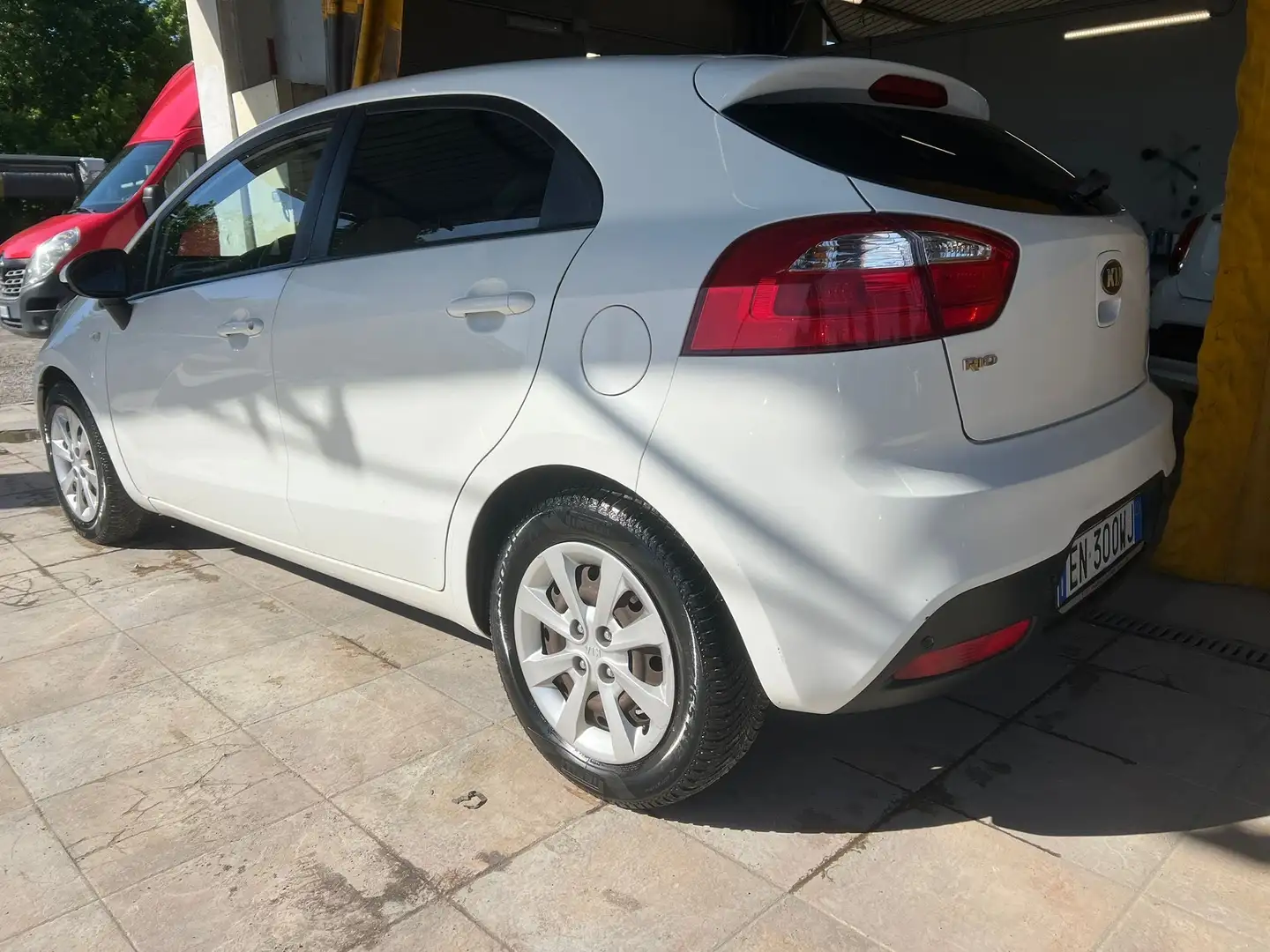 Kia Rio 5p 1.2 EX NEOPATENTATI - 2