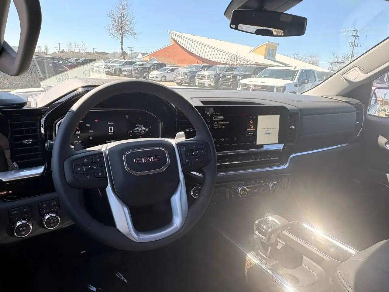 GMC Sierra 1500 снимка GMC Sierra 1500