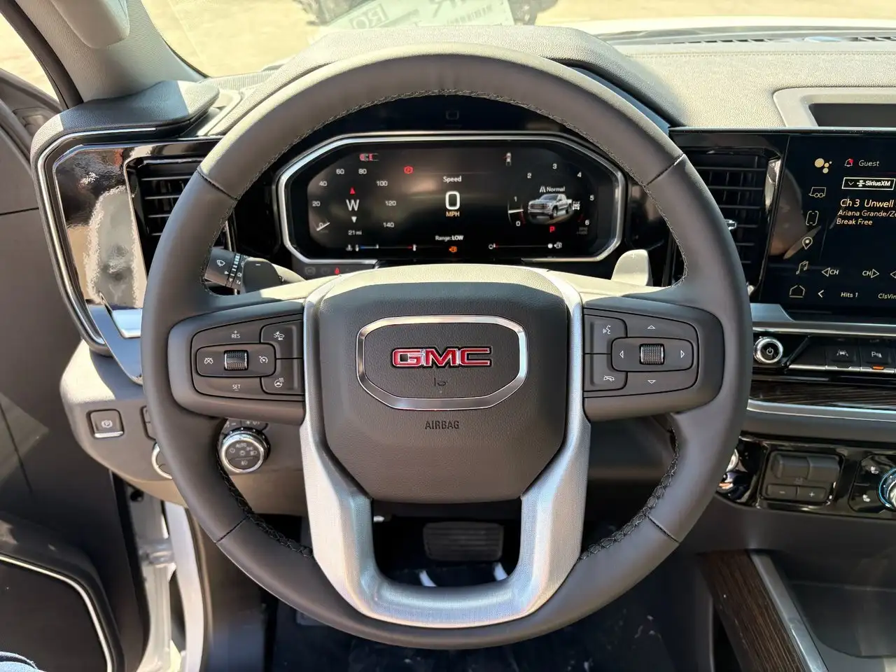 GMC Sierra 1500 снимка GMC Sierra 1500