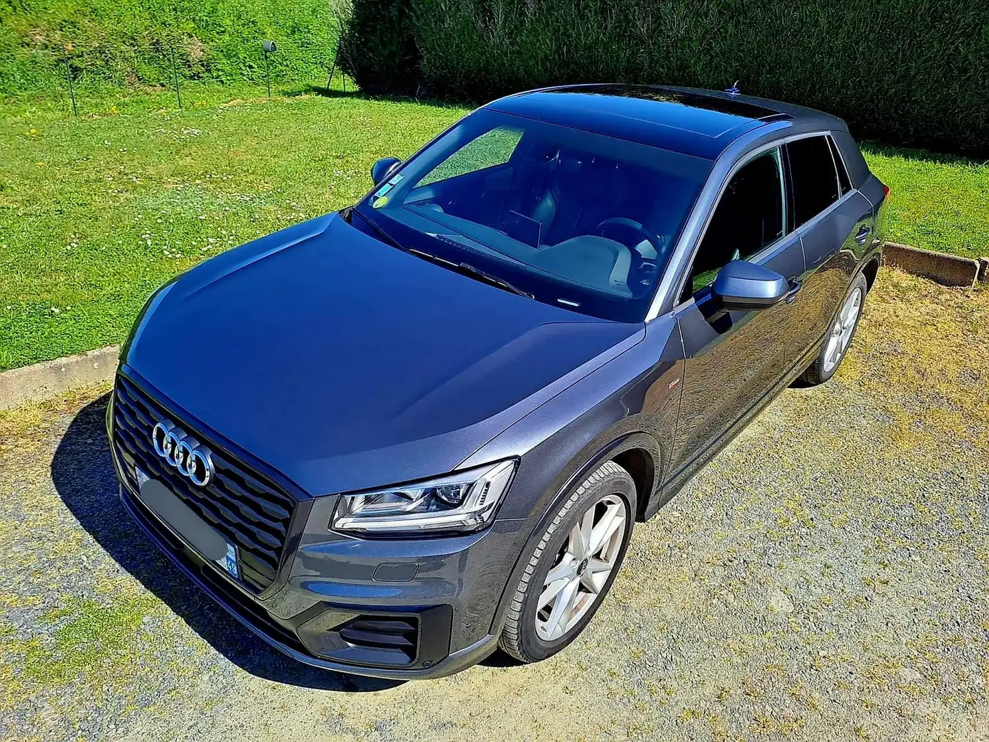 Audi Q2 Q2 35 TDI 150 S tronic 7 S Line Gris - 1