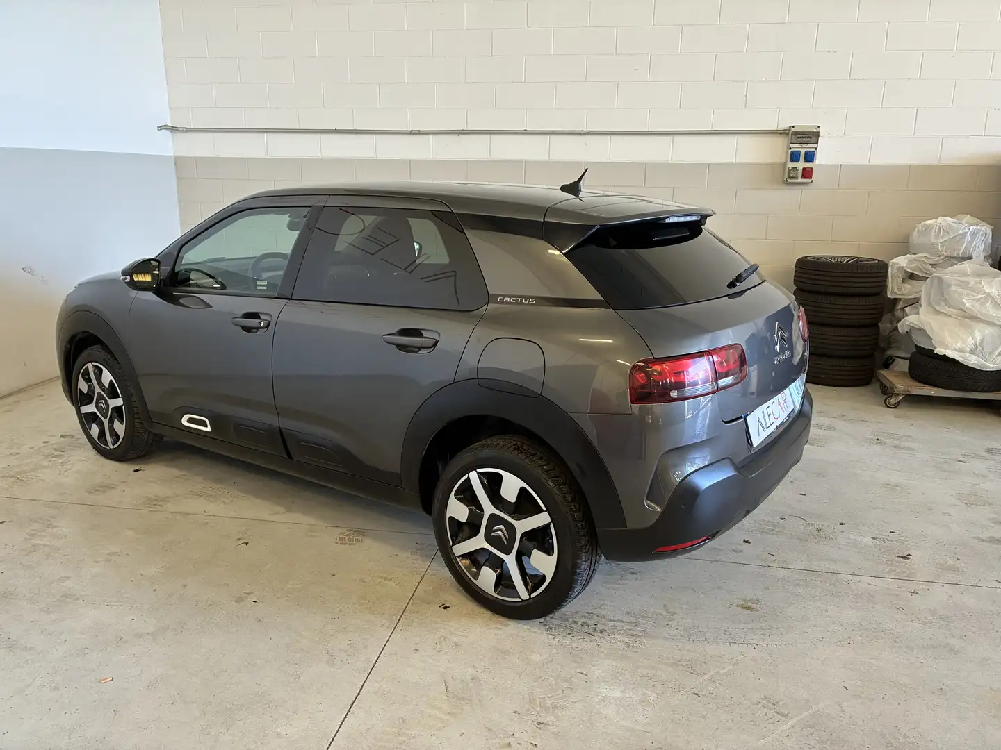 Citroen C4 C4 Cactus 1.2 puretech Shine Pack s&s 110cv Grau - 2