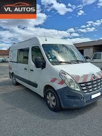 III Phase 1 Cabine approfondie 7 places 2.3 DCI 125 cv Année 2010 5300 HT en l'état pour professionnel ou export