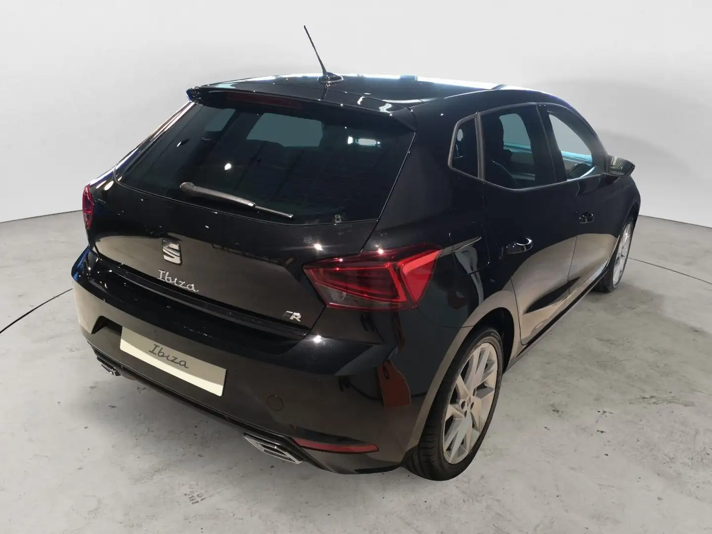 SEAT Ibiza 1.0 MPI 5 porte FR Nero - 2