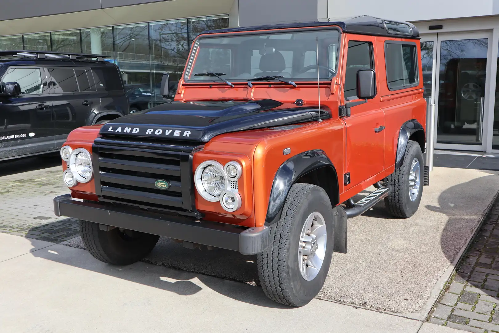 Land Rover Defender Fire / Ice edition Narancs - 1