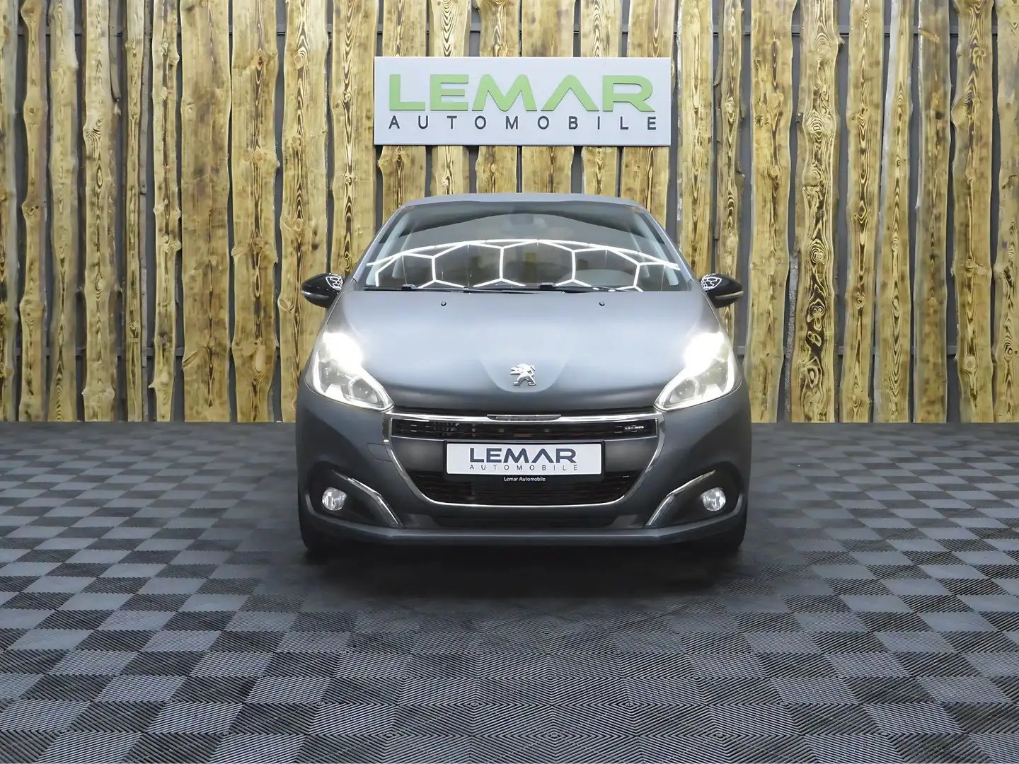 Peugeot 208 1.2 PureTech 110 Allure GT Line Silber - 2