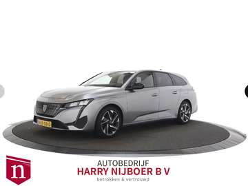 SW 1.6 Plug-in Hybrid 180 Allure Avantage Camera /