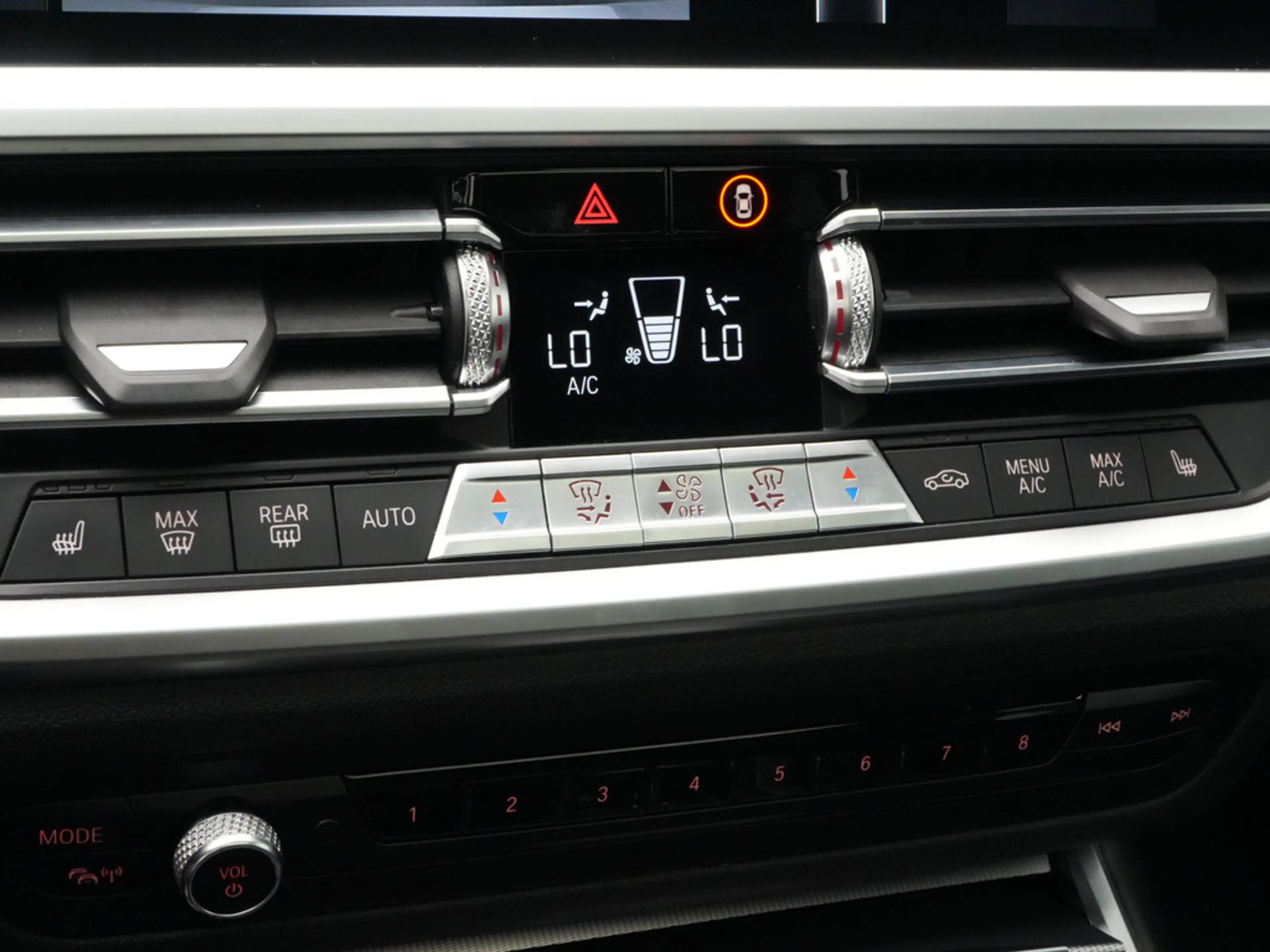BMW 330 M-Sport VIRT KAM SHZ CARPLAY KEYLESS PDC ACC — photo 13