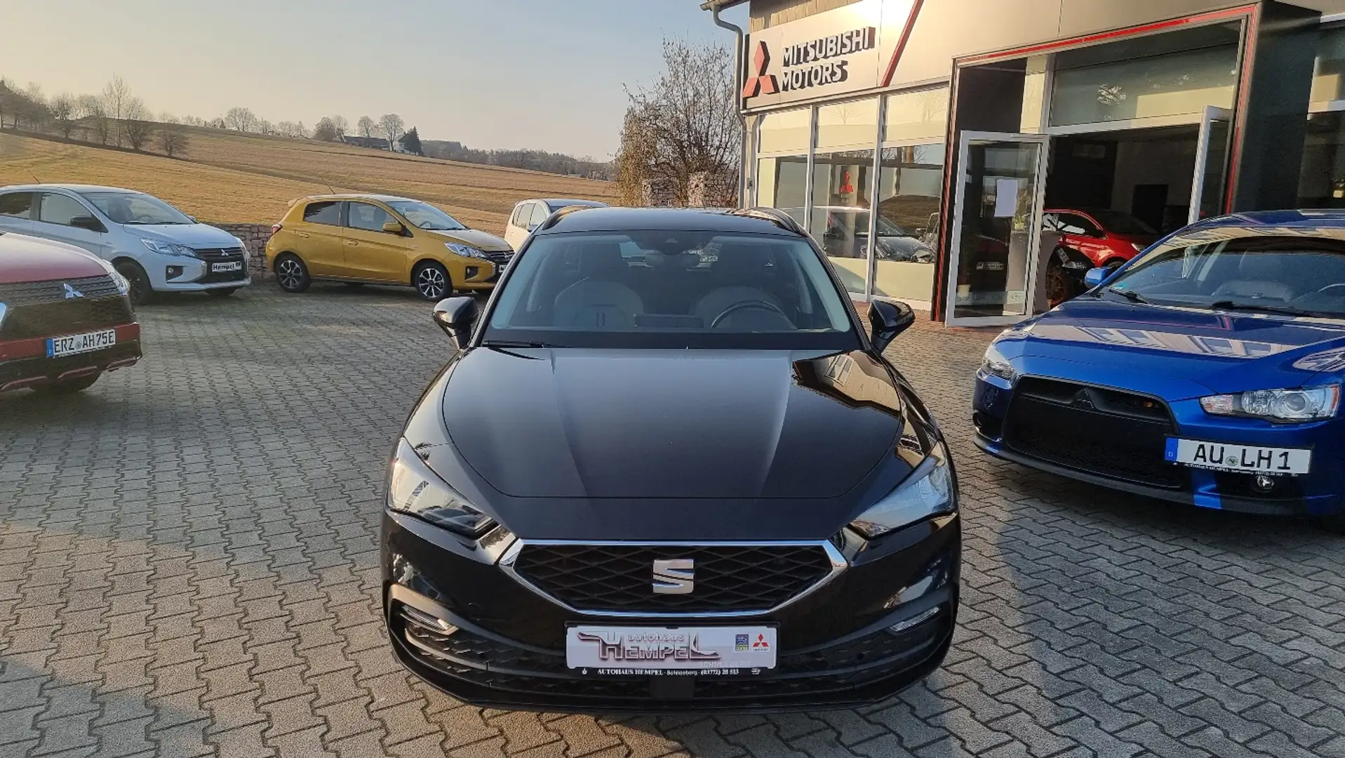 SEAT Leon SP Style1.5 TSI LED DSG NAVI Nero - 2