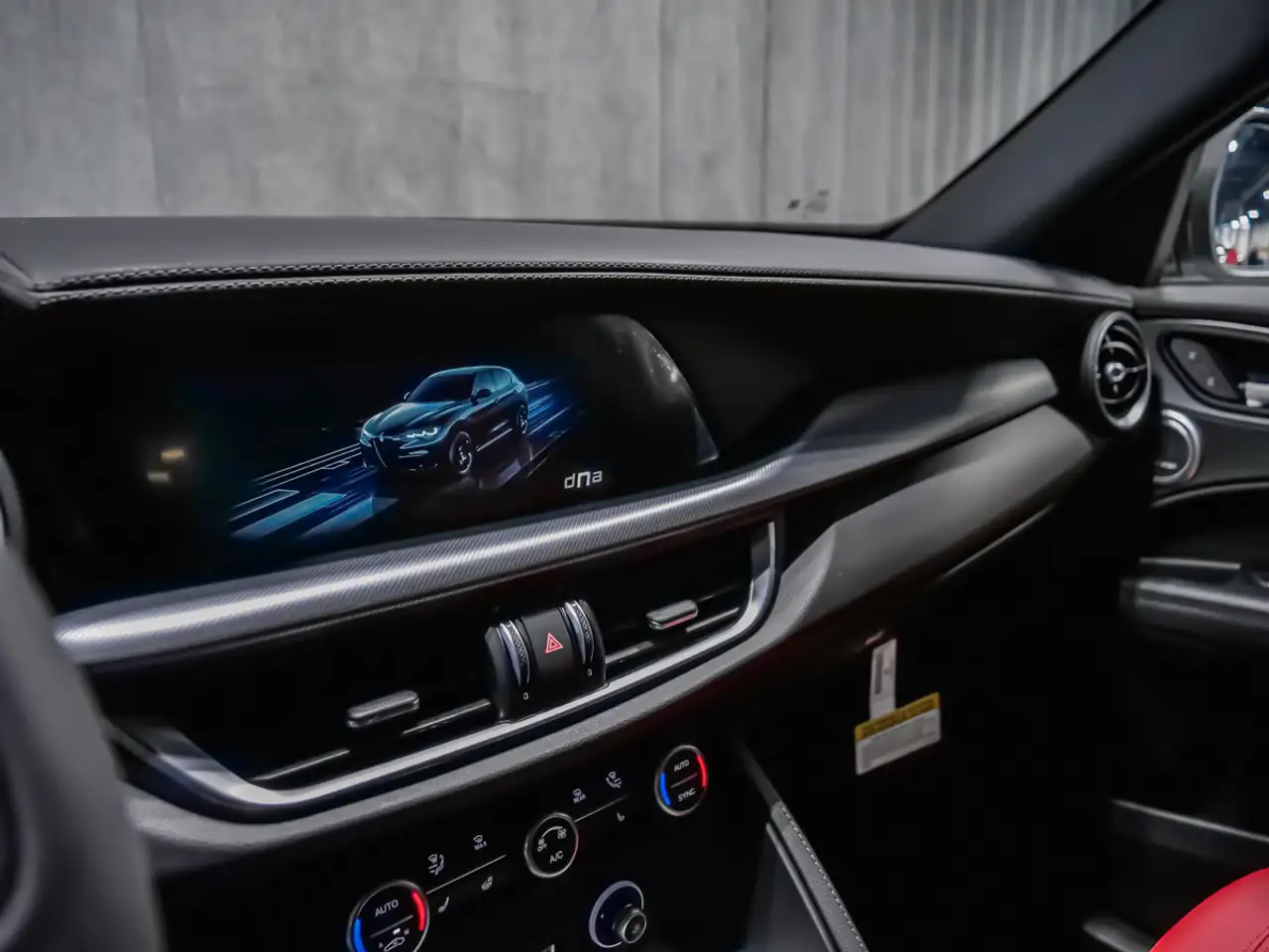 Alfa Romeo Stelvio снимка Alfa Romeo Stelvio
