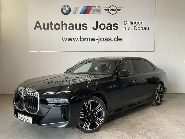 BMW M main image