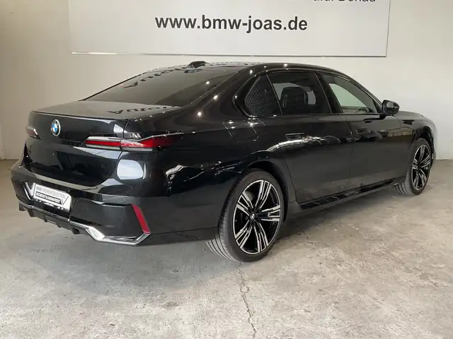 BMW M view 13