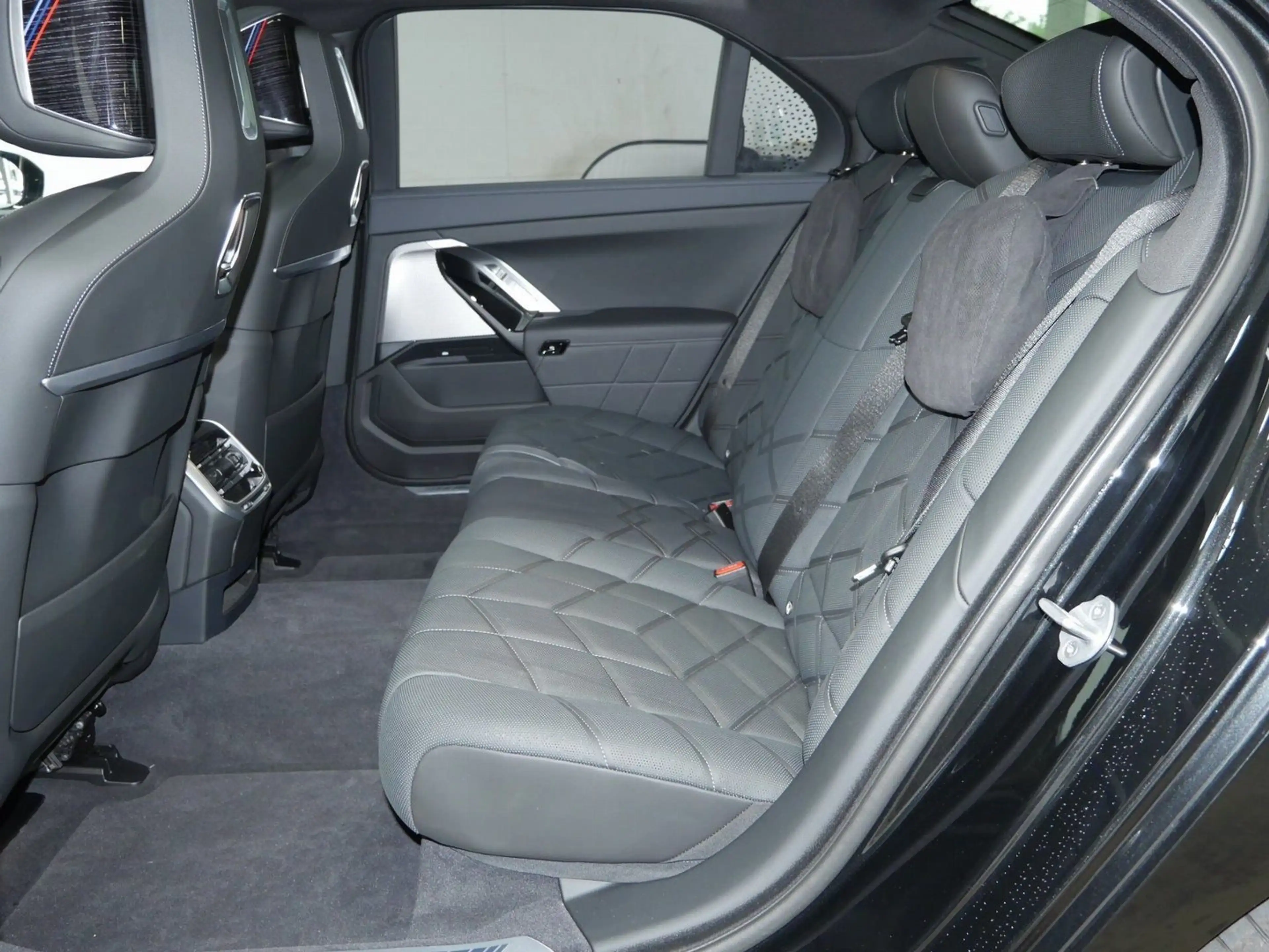 BMW 740 d xDrive |Executive Lounge |Sitzbelüft. |M Sportpa — photo 10