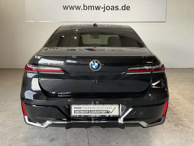 BMW M view 12