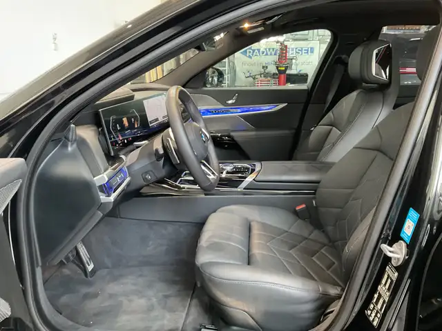 BMW M view 7