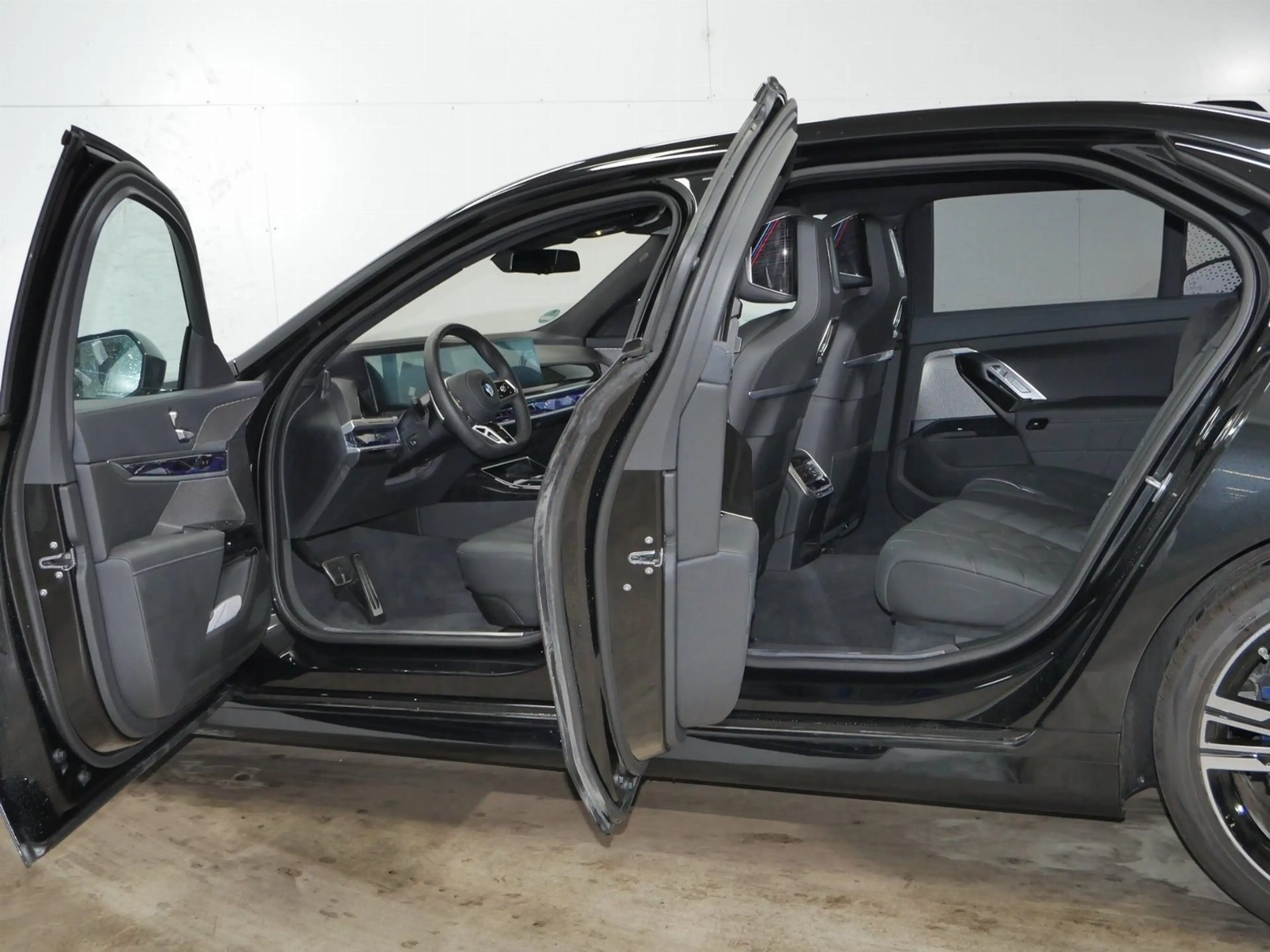 BMW 740 d xDrive |Executive Lounge |Sitzbelüft. |M Sportpa — photo 11