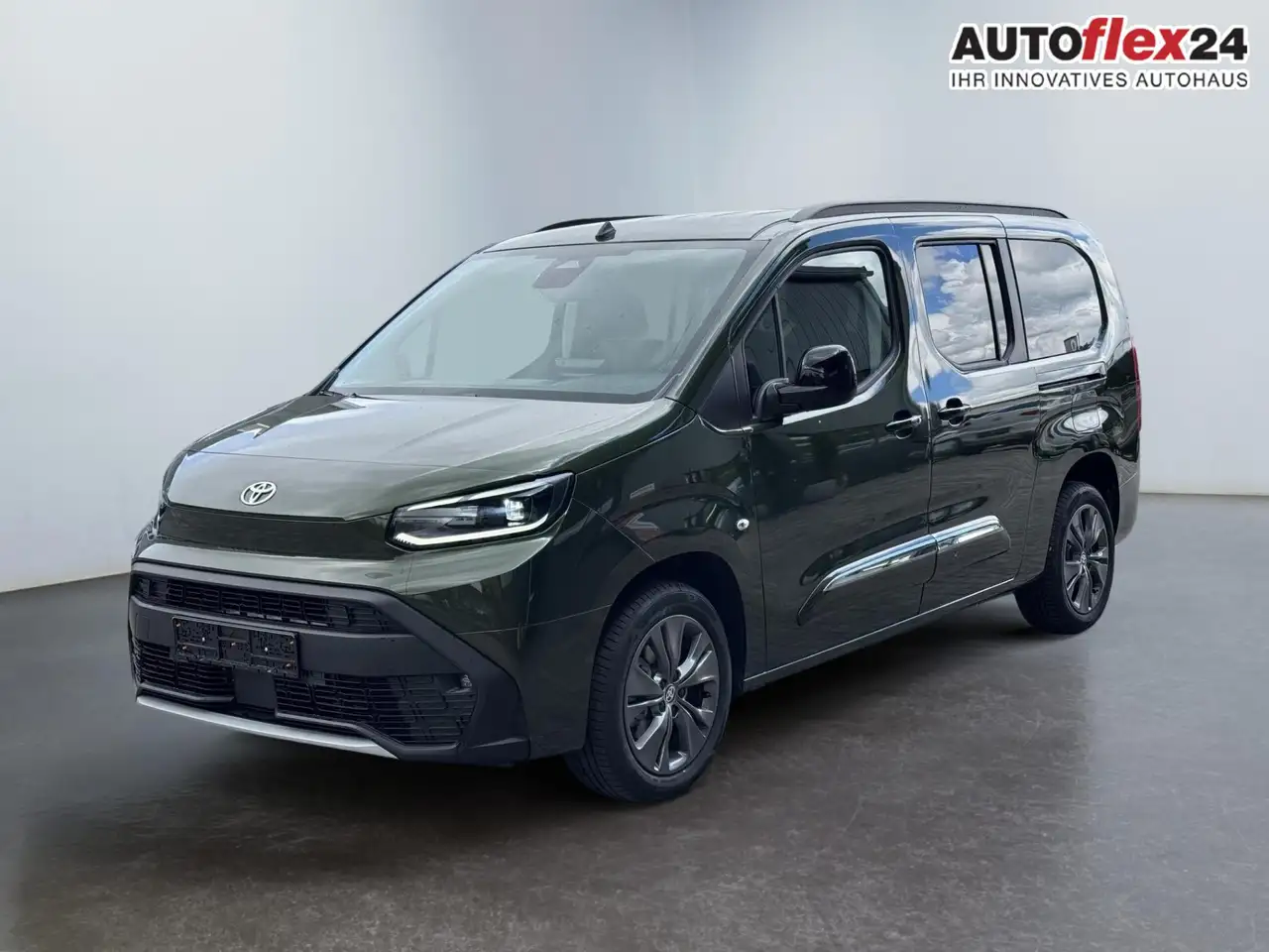 Toyota Proace City Verso 1,5 D-4D Family Automatik L2 7 Sitzer 2Zo... 2