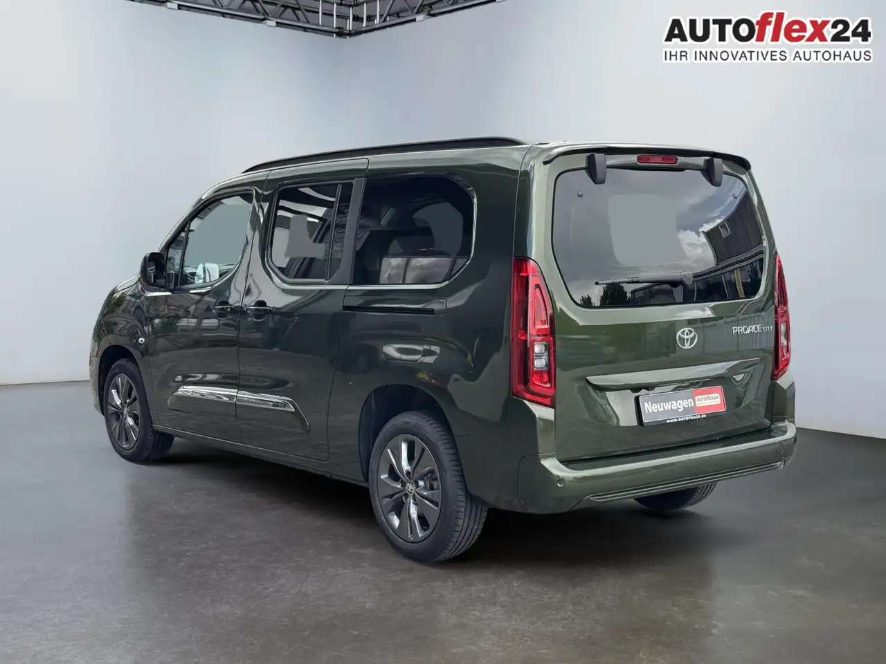 Toyota Proace City Verso 1,5 D-4D Family Automatik L2 7 Sitzer 2Zo... 6