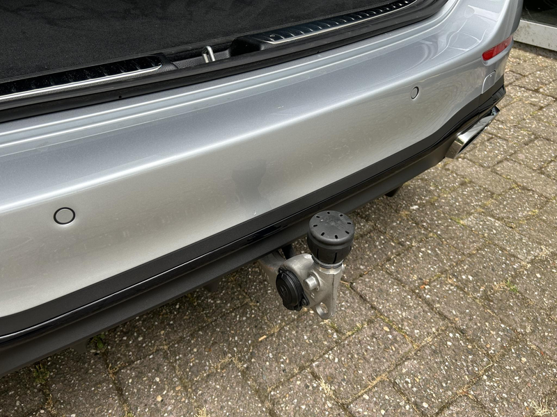 Mercedes-Benz C 180 Estate Business Solution AMG Panoramadak | Trekhaa — photo 10