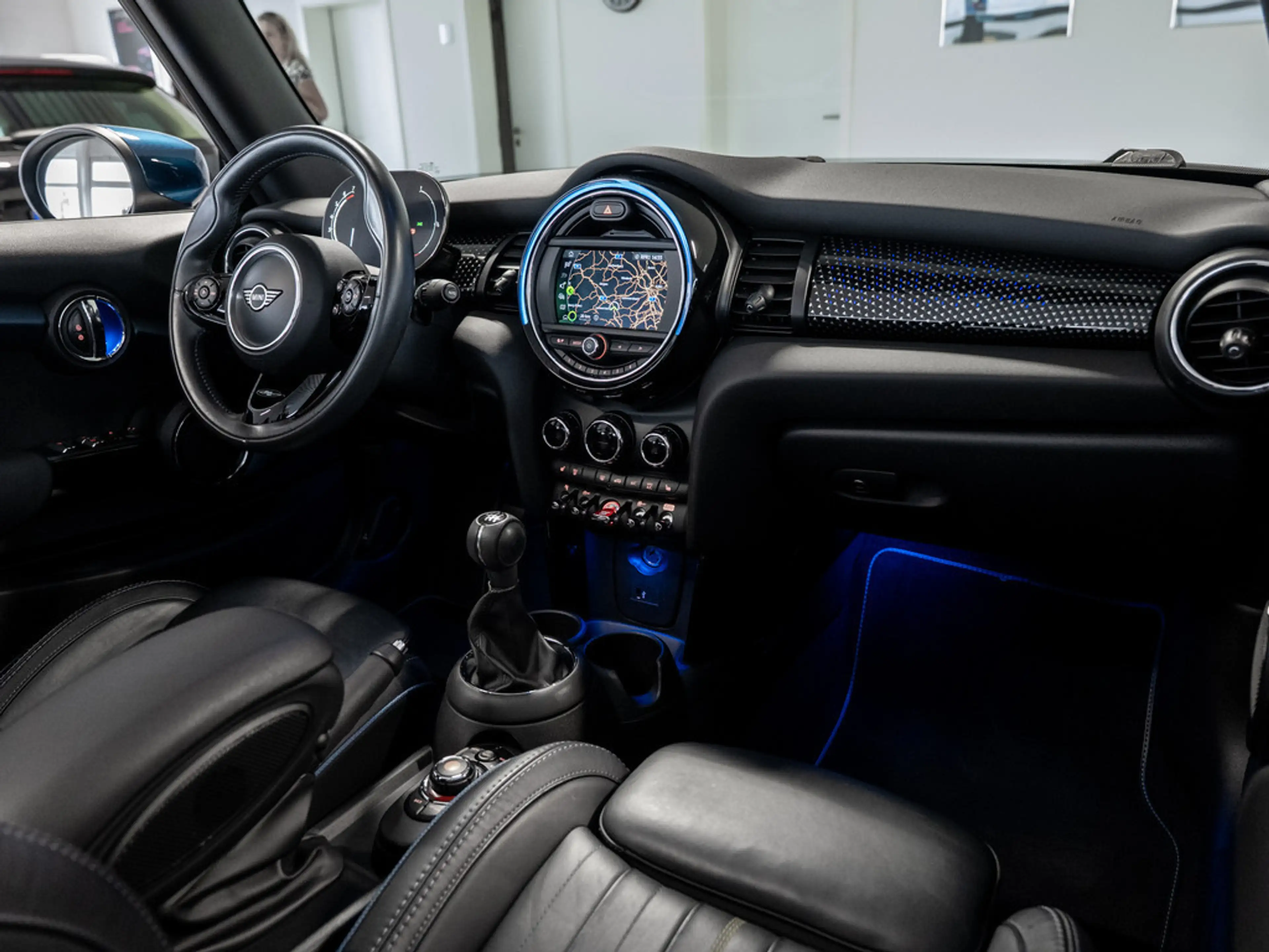 MINI Cooper Cabrio Sidewalk Trim FACEL. LED LEDER — photo 8