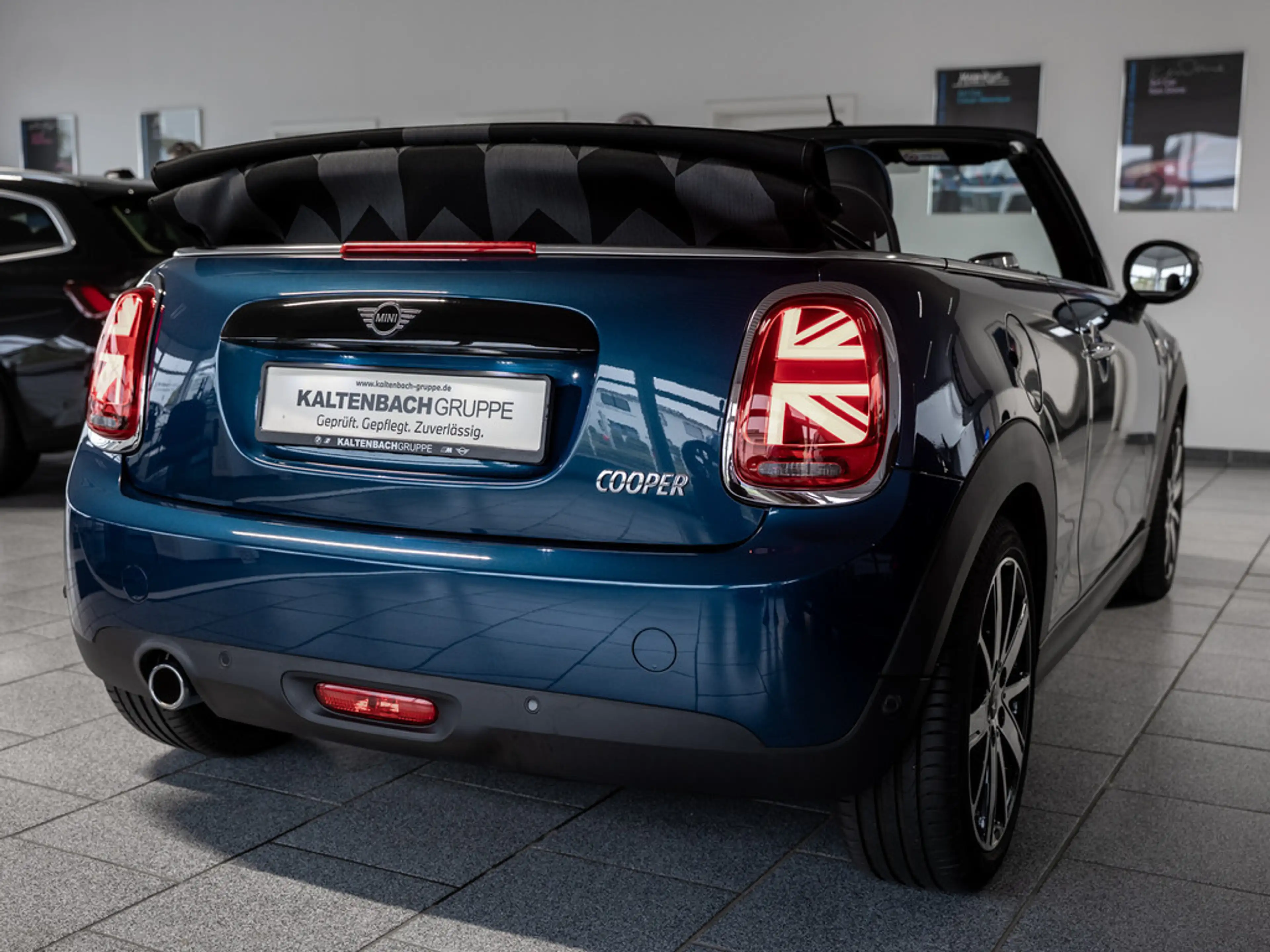 MINI Cooper Cabrio Sidewalk Trim FACEL. LED LEDER — photo 5