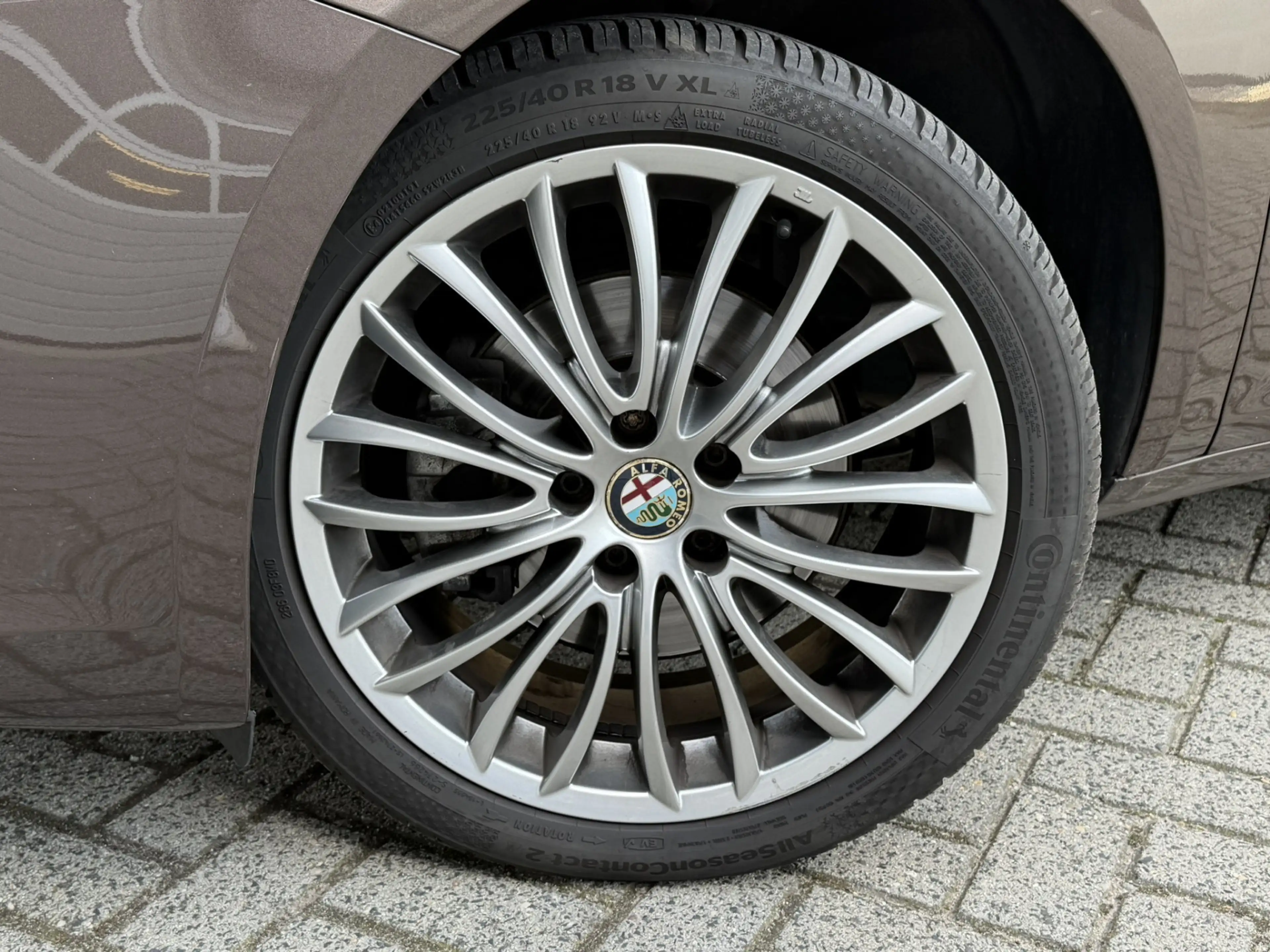 Alfa Romeo Giulietta 1.4 T Distinctive Lusso | Automaat | Schakelflippe — photo 6