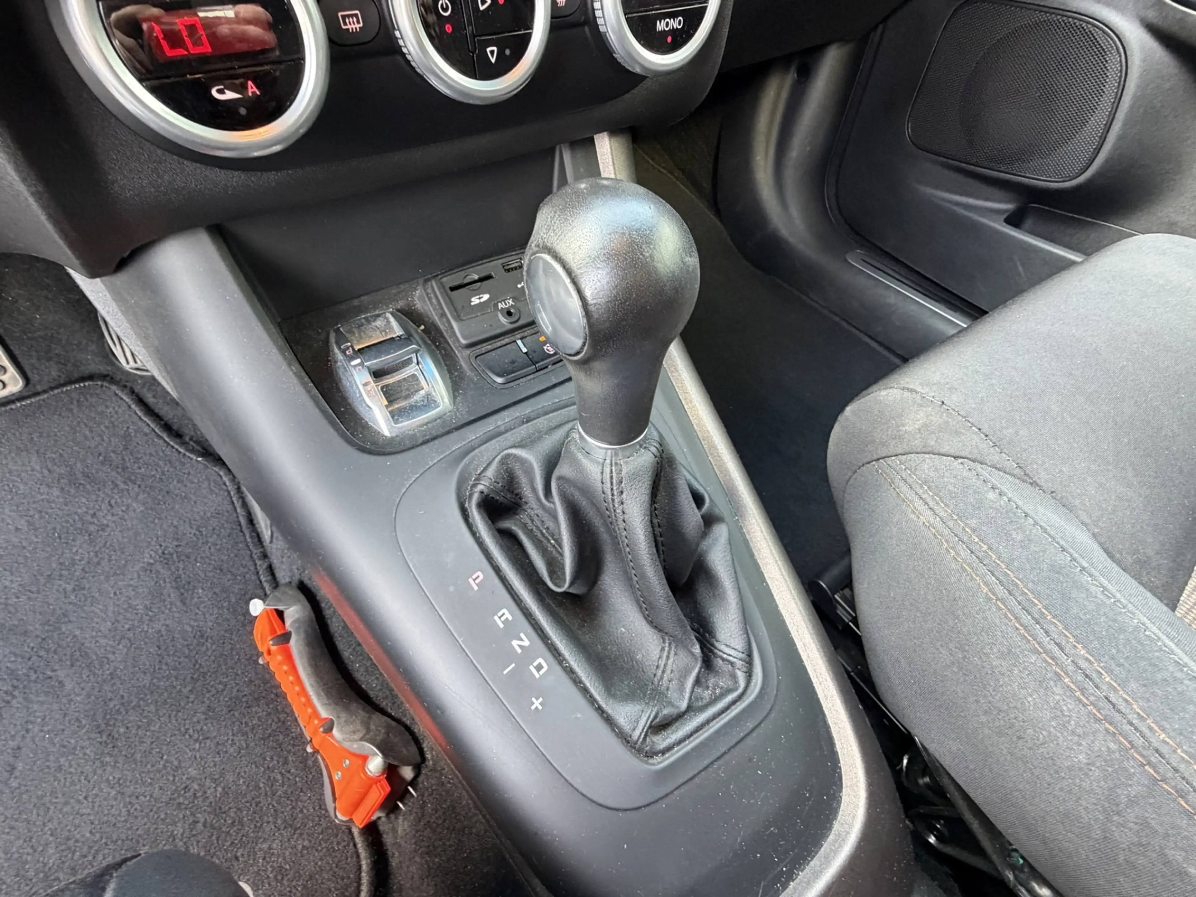 Alfa Romeo Giulietta 1.4 T Distinctive Lusso | Automaat | Schakelflippe — photo 9