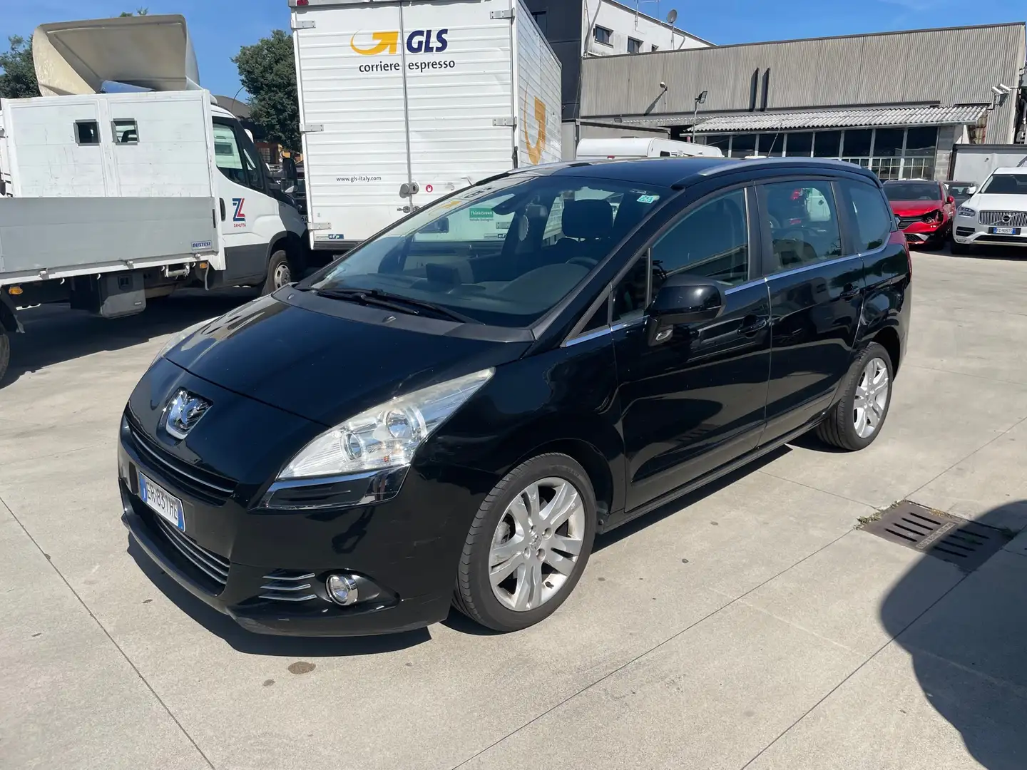 Peugeot 5008 2.0 hdi 16v Business navi Negro - 1