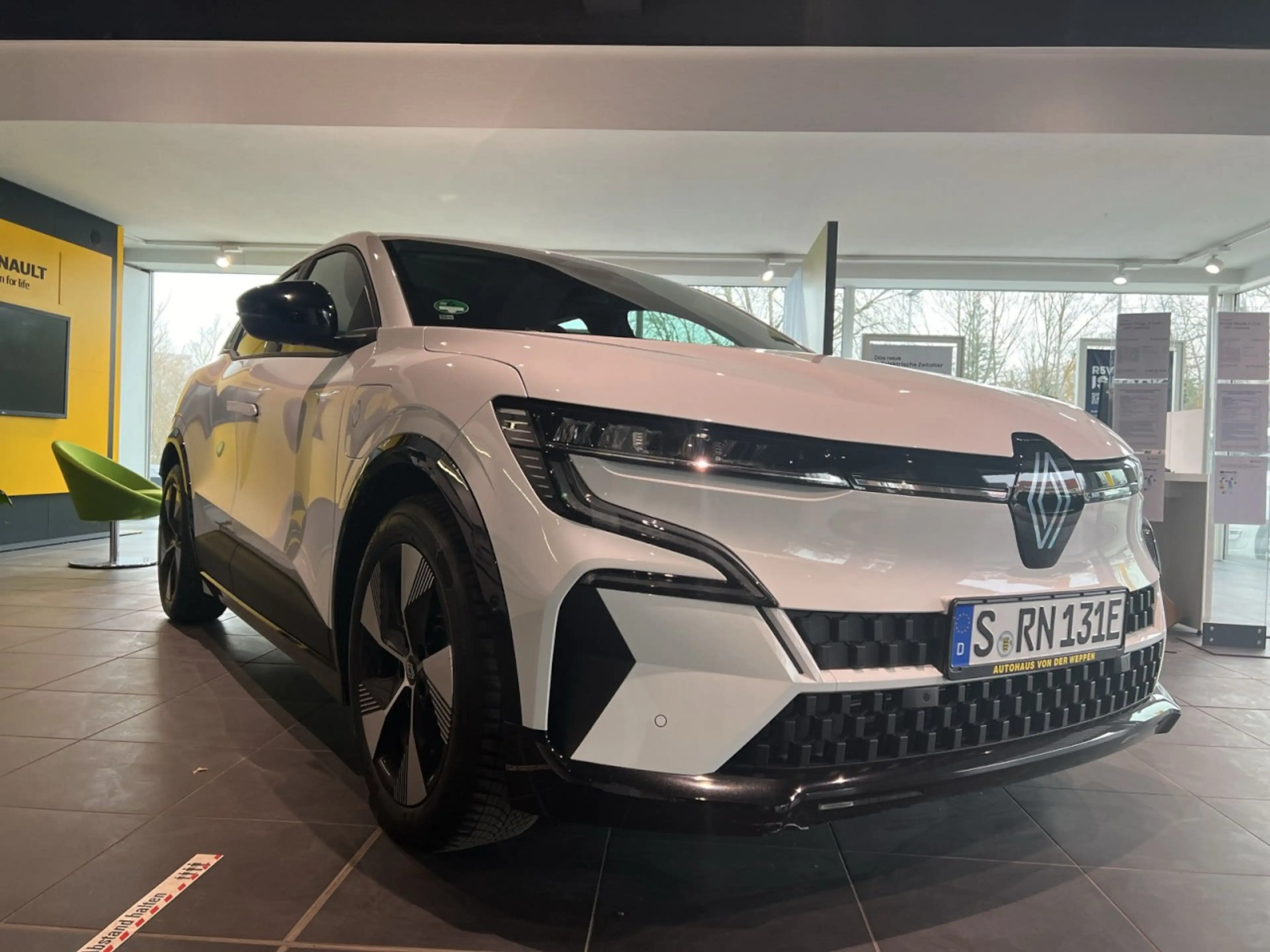 Renault Megane E-Tech Megane E-Tech Electric EV40 Equilibre Kamera — photo 6