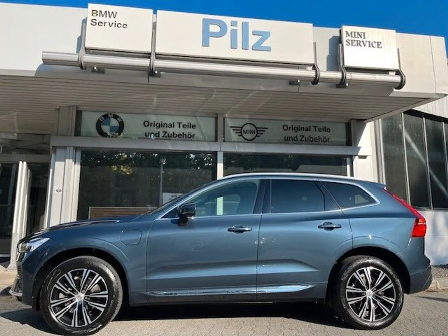 Volvo XC60 T8 AWD Inscription Expression Plug-In Hyb. Blau - 1