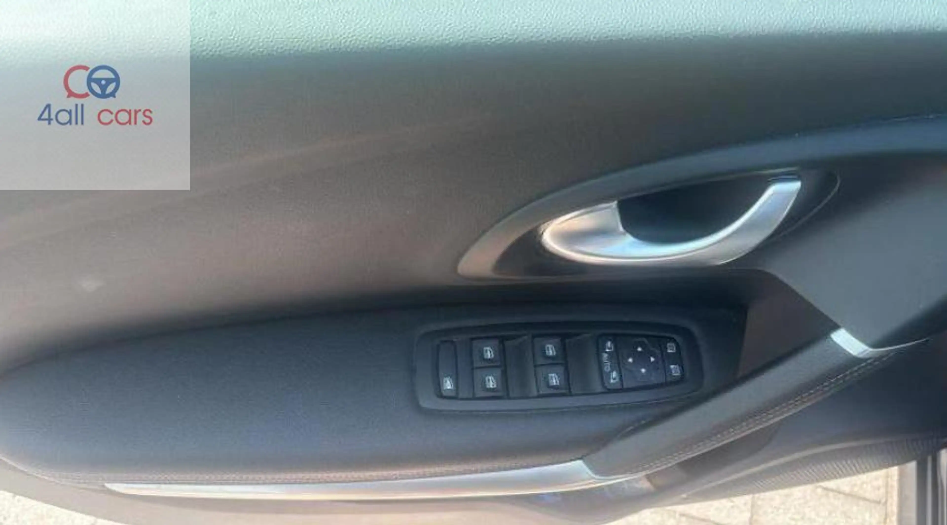 Renault Kadjar 3411 Kadjar Intens LED BSM LKA AEB PDC V+A Cruise 18" 1.3TCe 140pk S/S bvm6 — photo 6