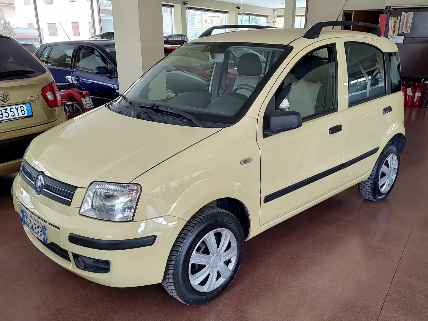 Fiat Panda Panda 1.2 natural power Dynamic Gelb - 1
