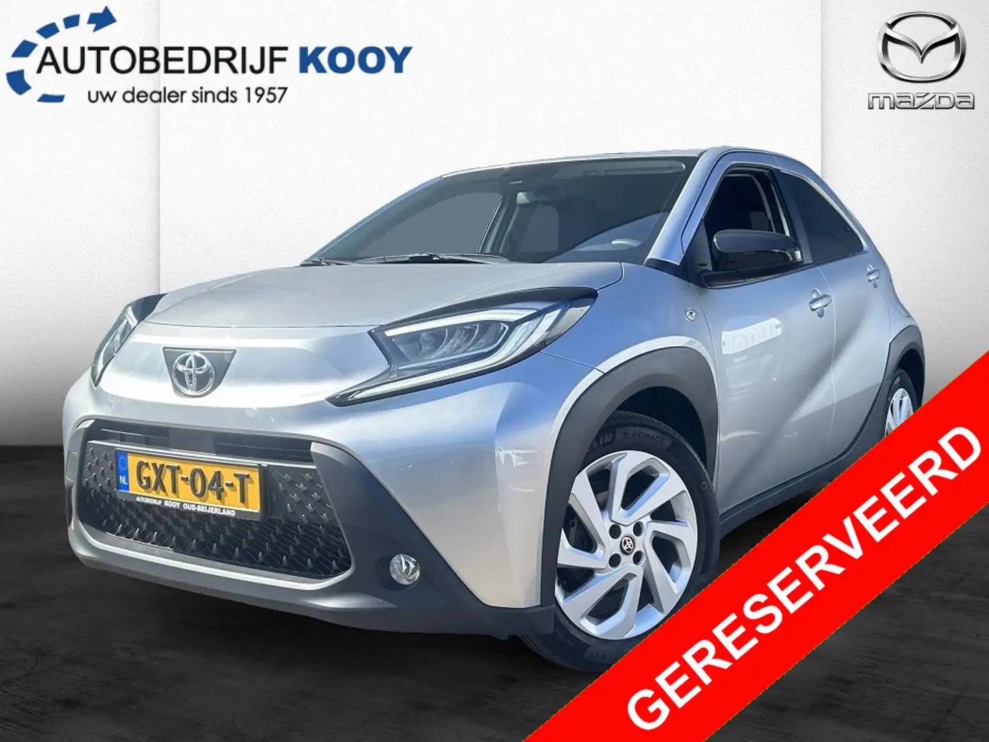 Toyota Aygo X 1.0 VVT-i First / Licht metalen velgen / Camera / Grau - 1