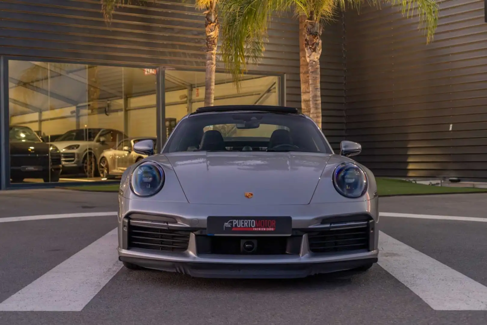 Porsche 992 Turbo S Coupé PDK Gris - 2