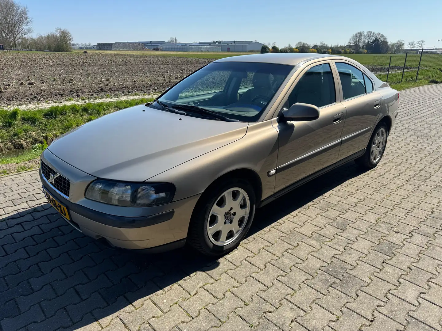 Volvo S60 2.4 Edition Bej - 2
