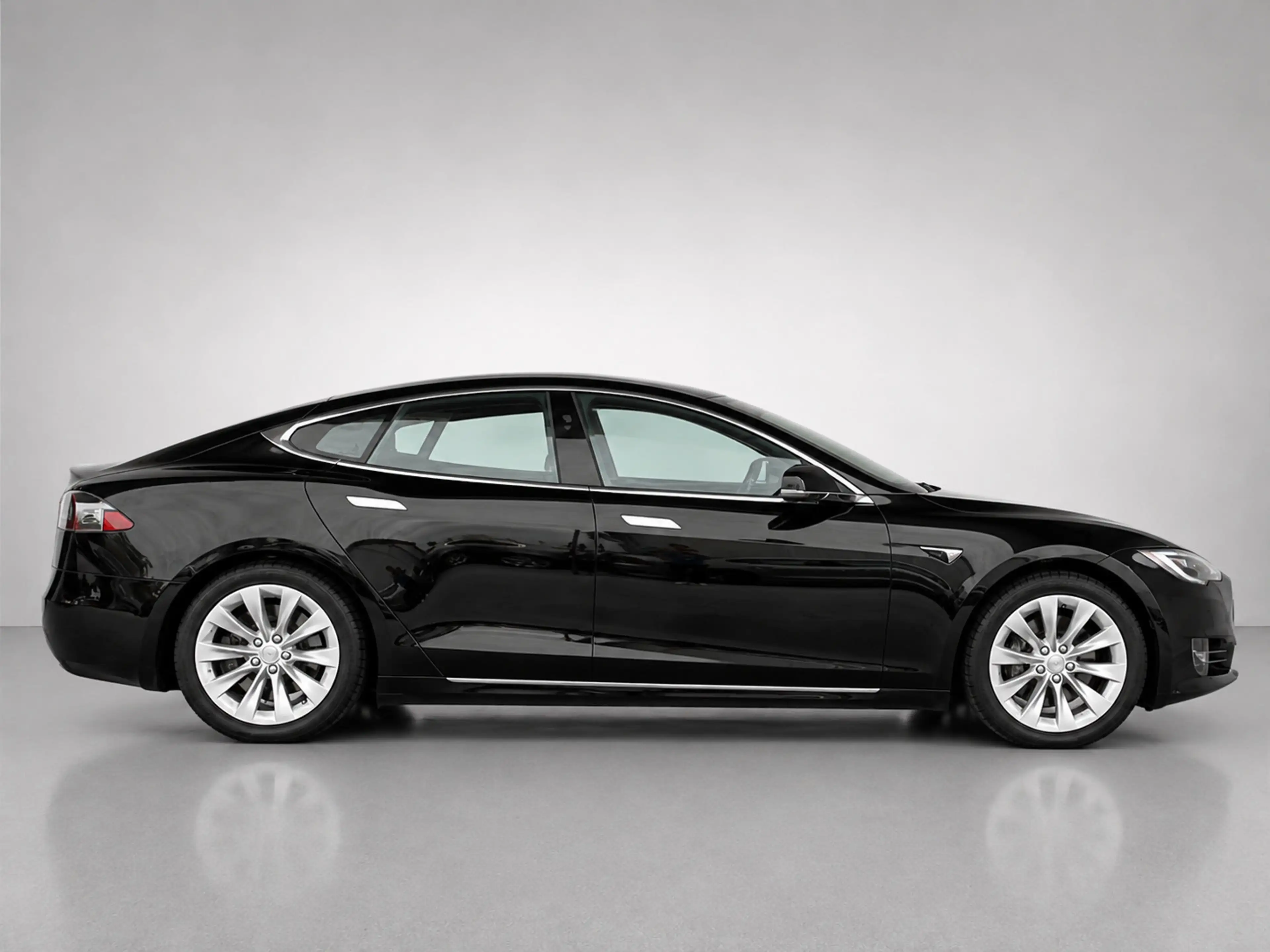 Tesla Model S *100D*DUAL MOTOR*ALLRAD*KALTWETTER*LUFT* — photo 10