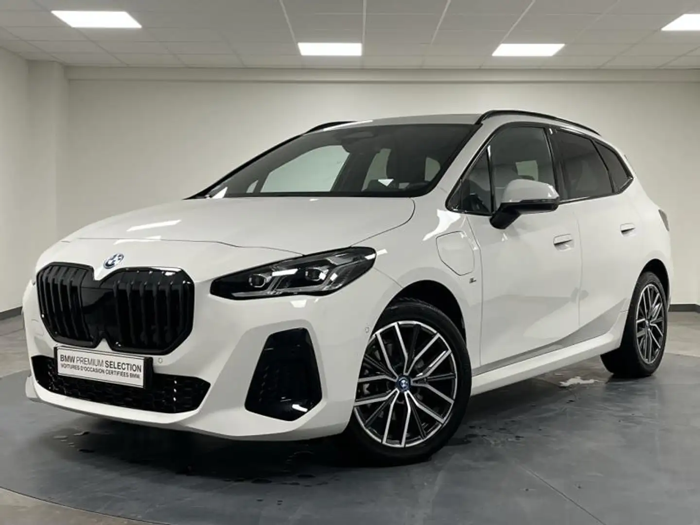BMW 225 225e 245ch xDrive M Sport DKG7 Blanc - 1