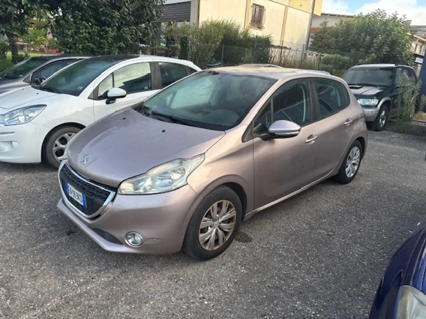 Peugeot 208 5p 1.4 hdi 8v Active ok neopat. Bronzo - 1