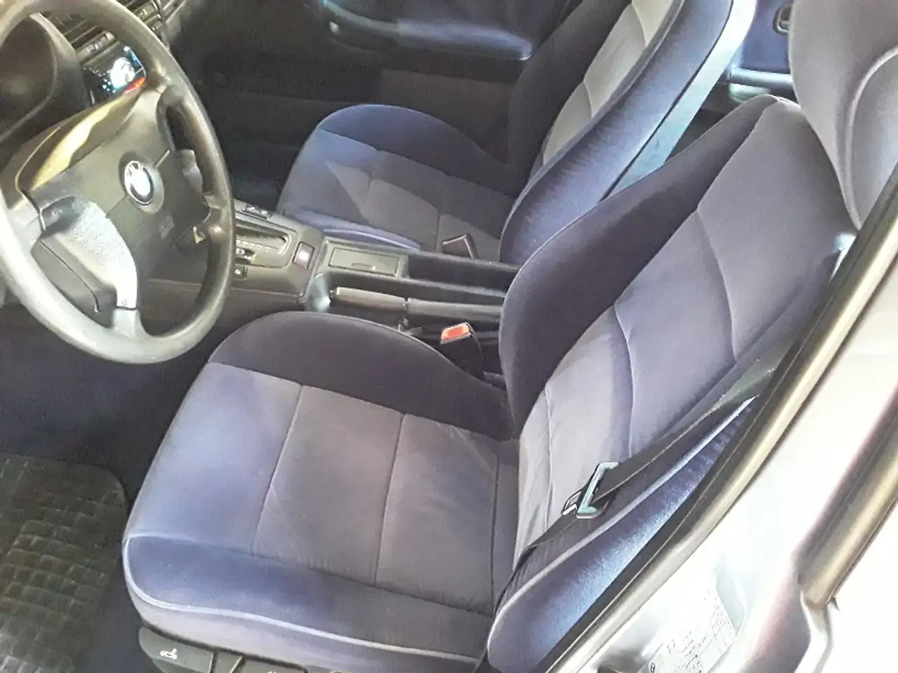 BMW 318 iA E36, Klima, Velours-Sitze uvm., foto 11