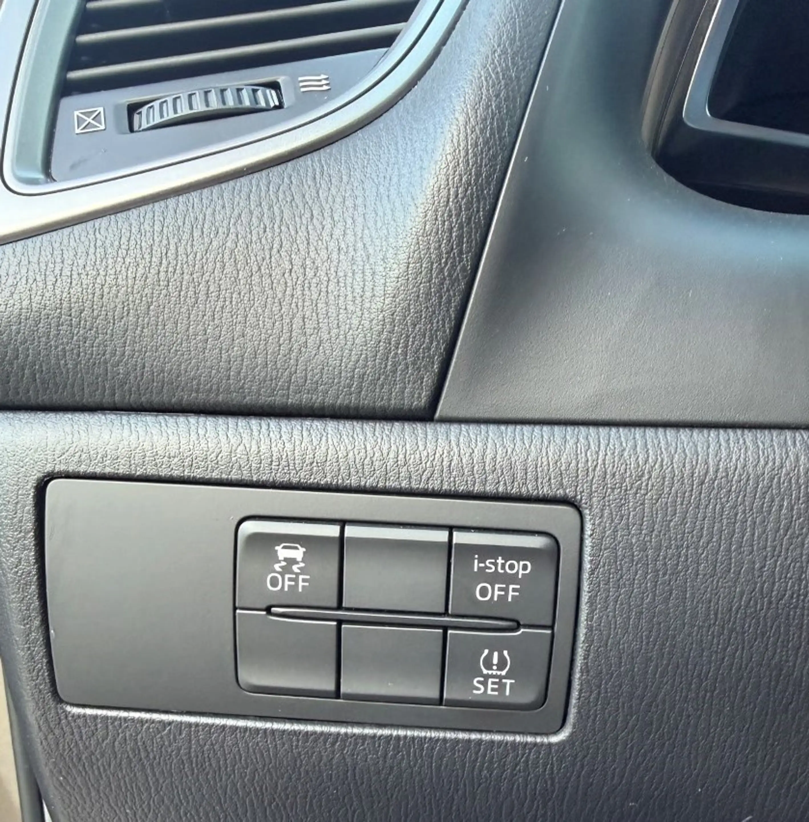 Mazda 3 2.0 SkyActiv-G 120 GT-M Automaat — photo 13