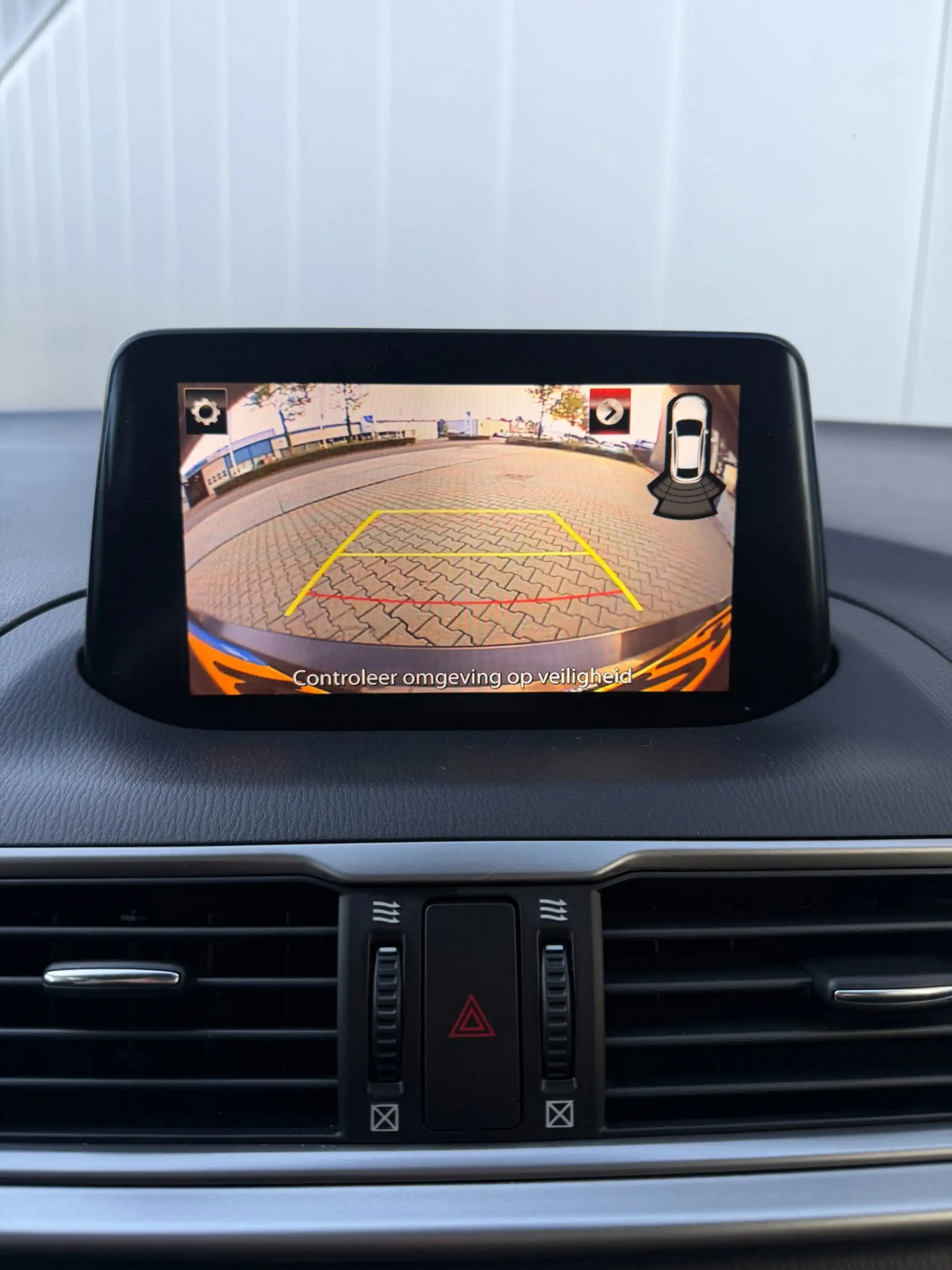 Mazda 3 2.0 SkyActiv-G 120 GT-M Automaat — photo 17