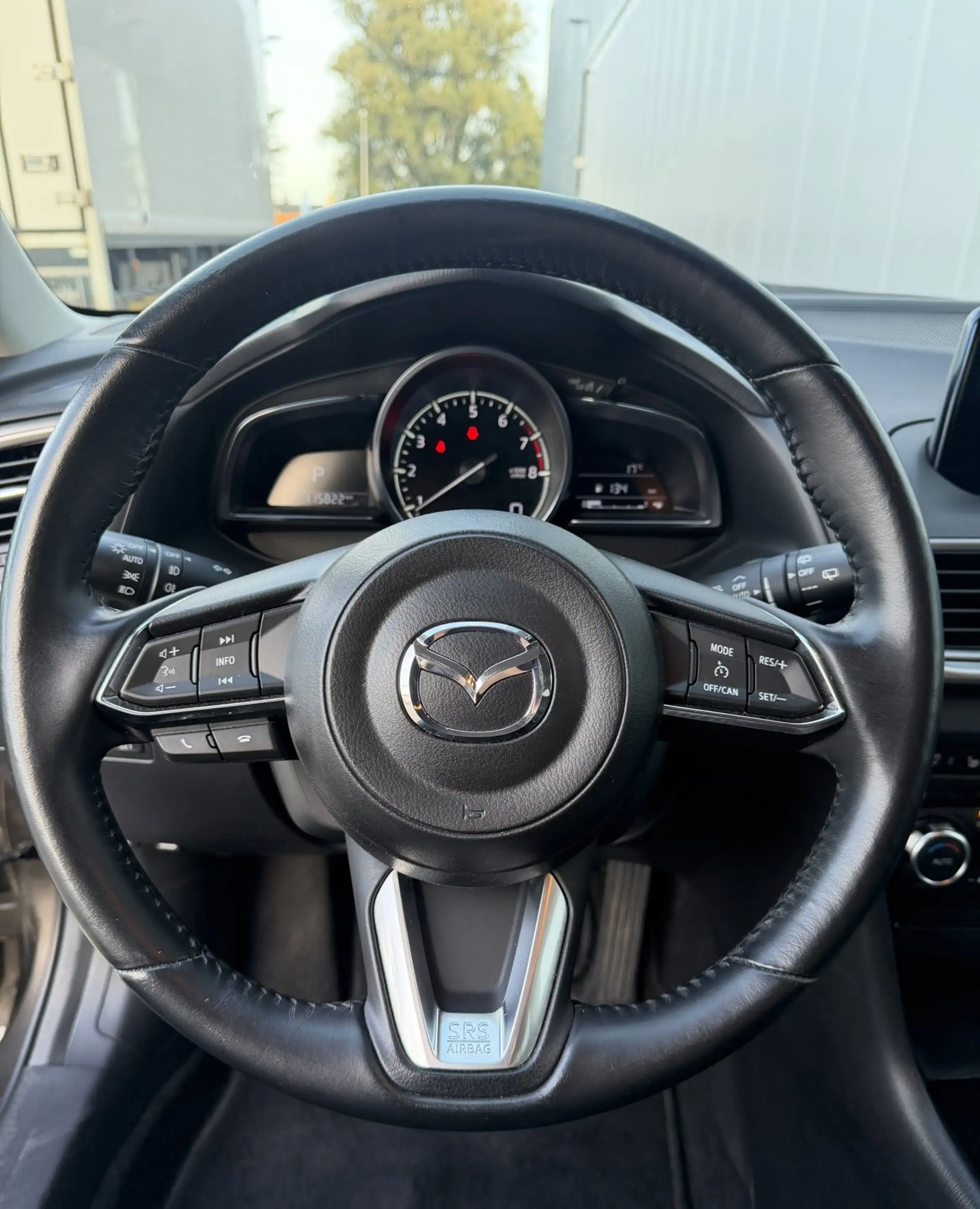 Mazda 3 2.0 SkyActiv-G 120 GT-M Automaat — photo 11