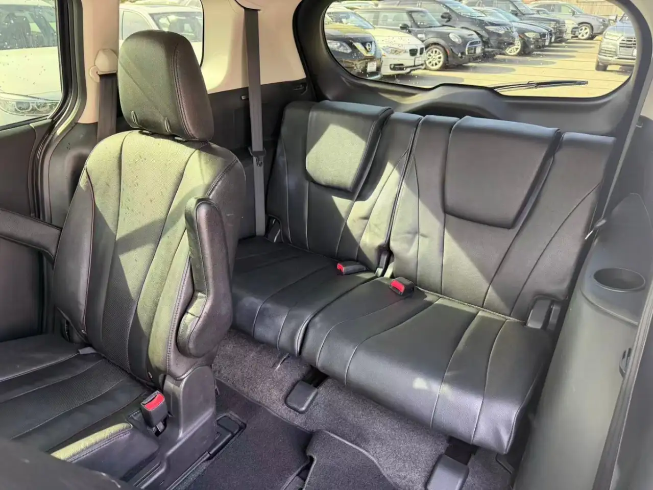 Mazda 5 снимка Mazda 5