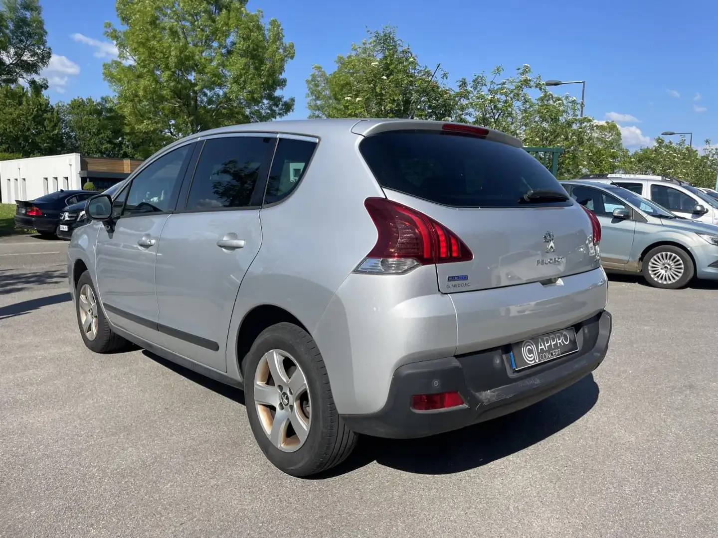 Peugeot 3008 1.6 BlueHDi - 120  Business Pack PHASE 2 Gris - 2