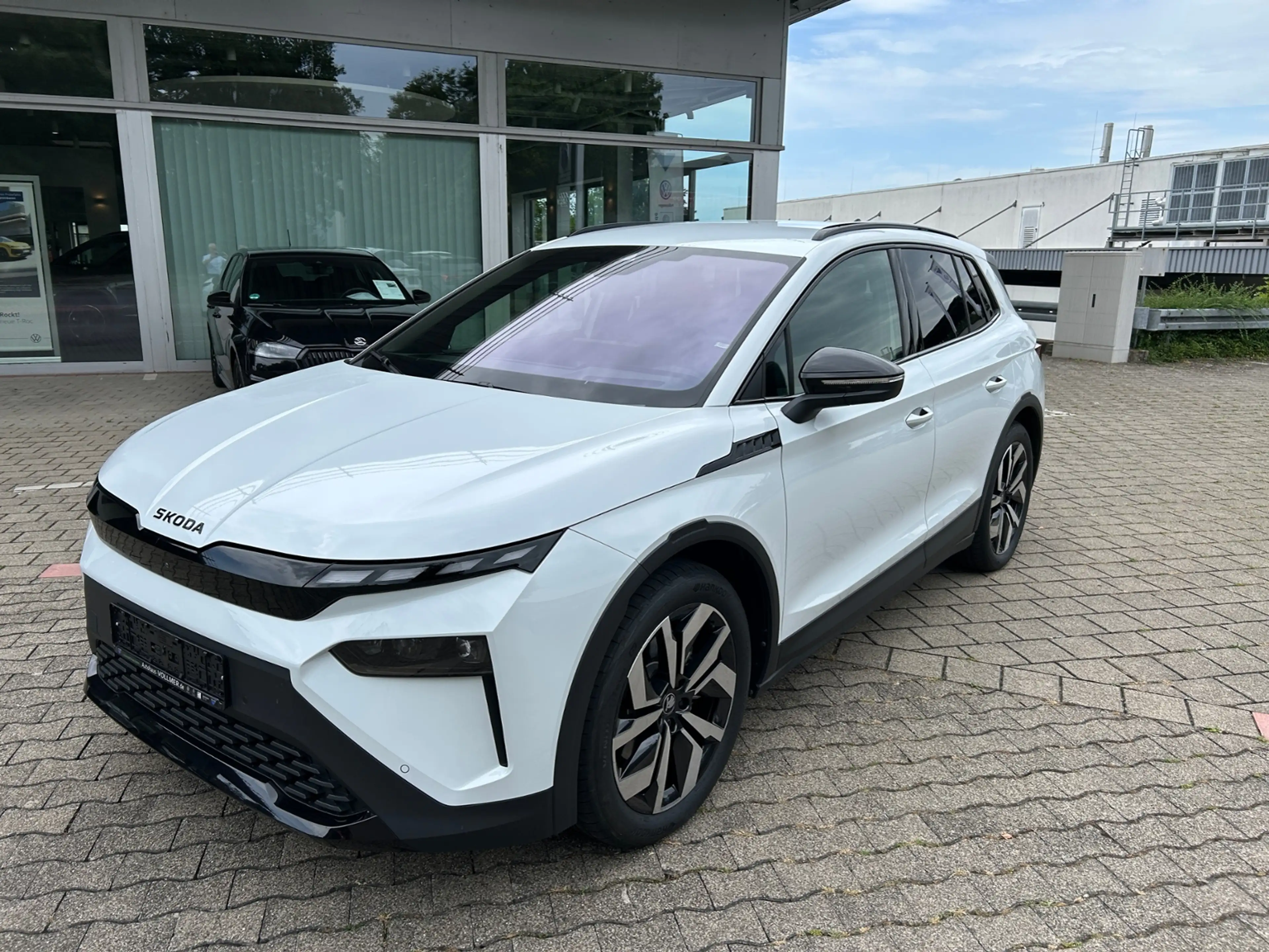 Skoda Elroq 60 Sportline, AHK, LED, Rearview, PDC, ACC KLIMA — photo 2