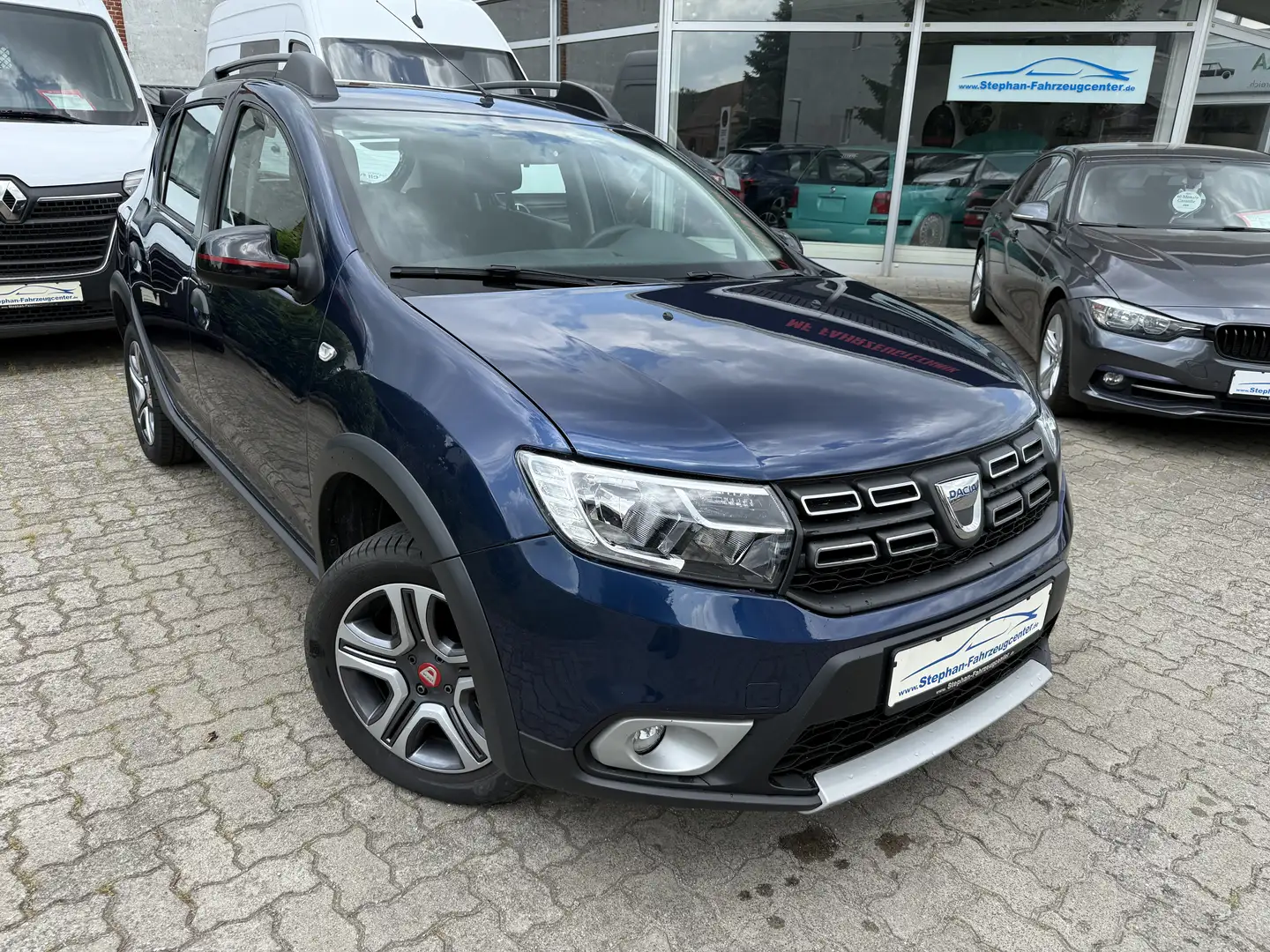 Dacia Sandero Stepway TCe 90 mit Klima/Navi/PDC/Met./ABS/ESP/ Blu/Azzurro - 1