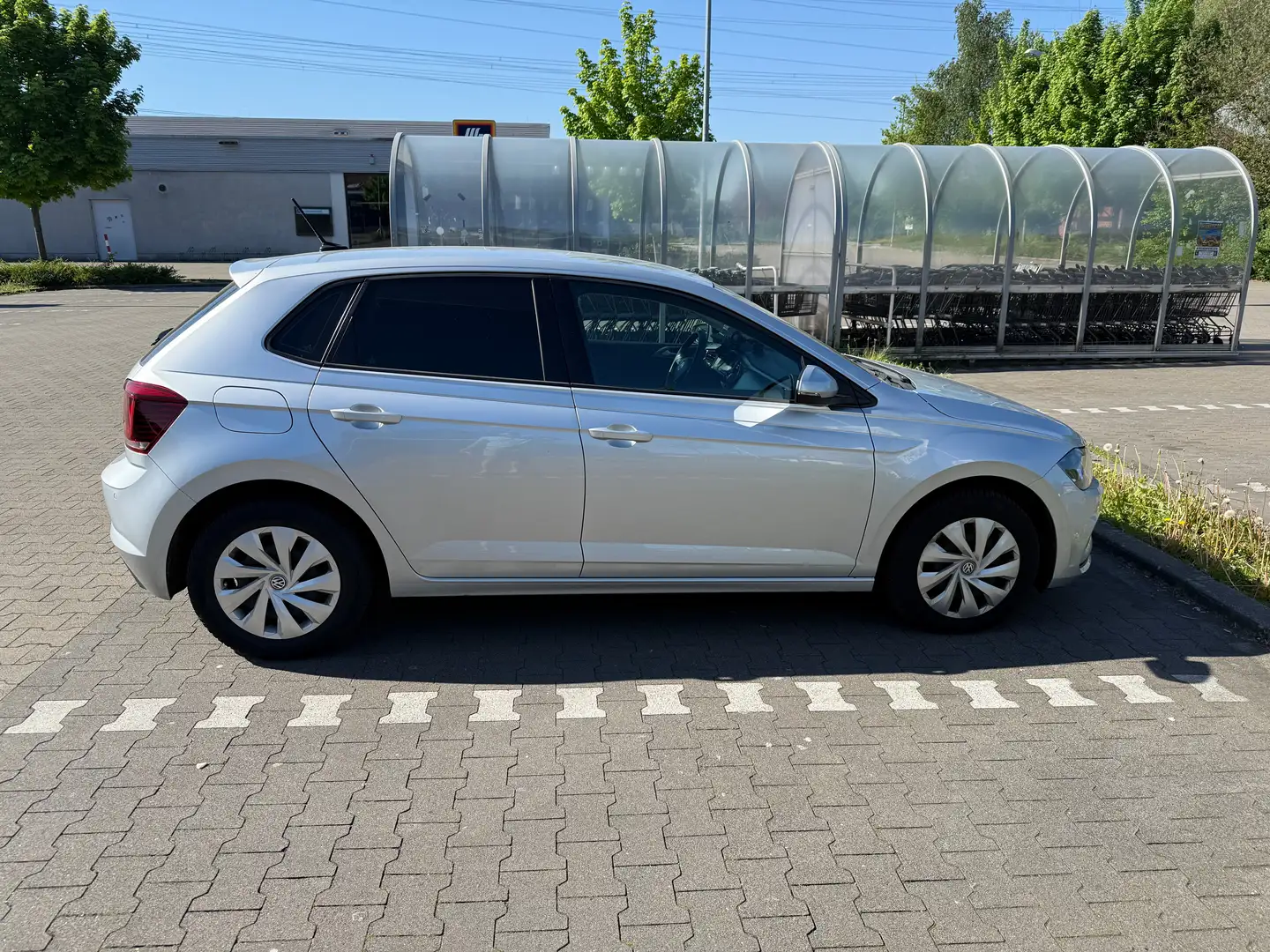 Volkswagen Polo Polo 1.6 TDI SCR Comfortline Silber - 1