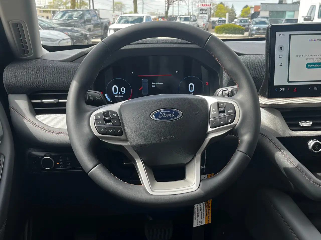Ford Explorer снимка Ford Explorer