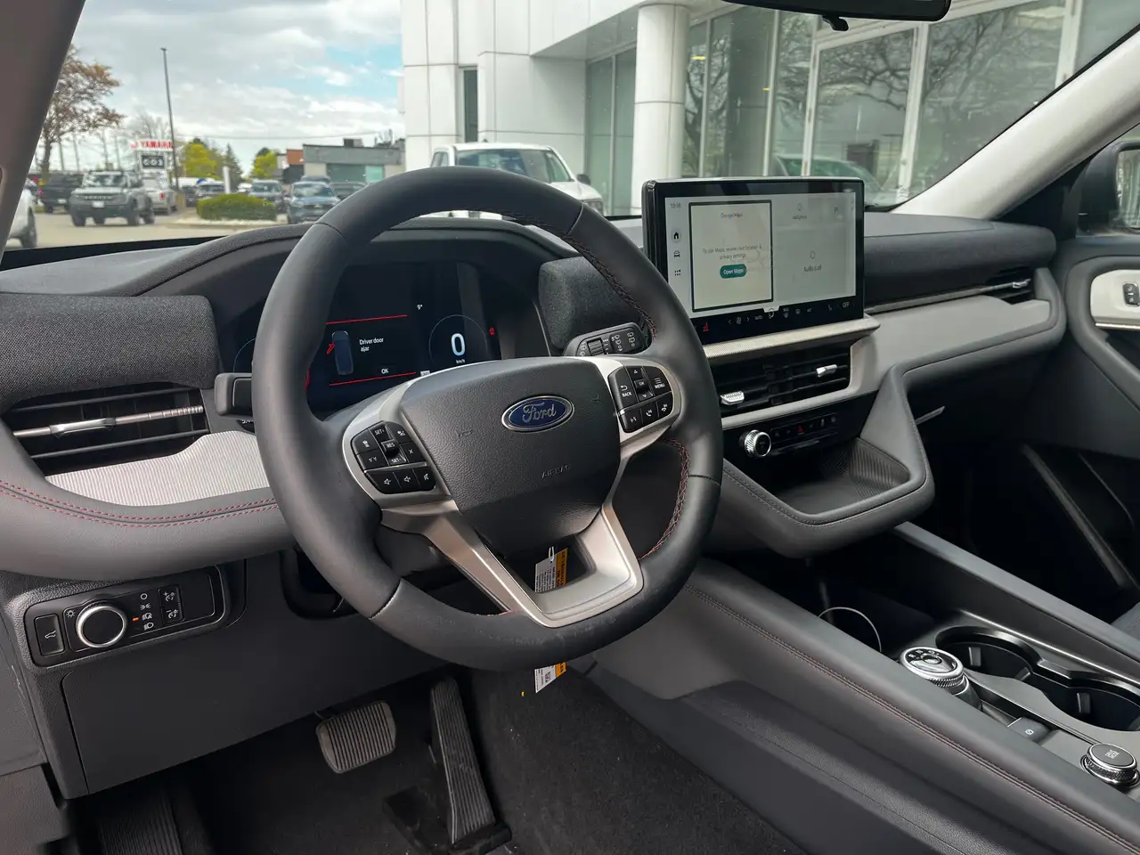 Ford Explorer снимка Ford Explorer