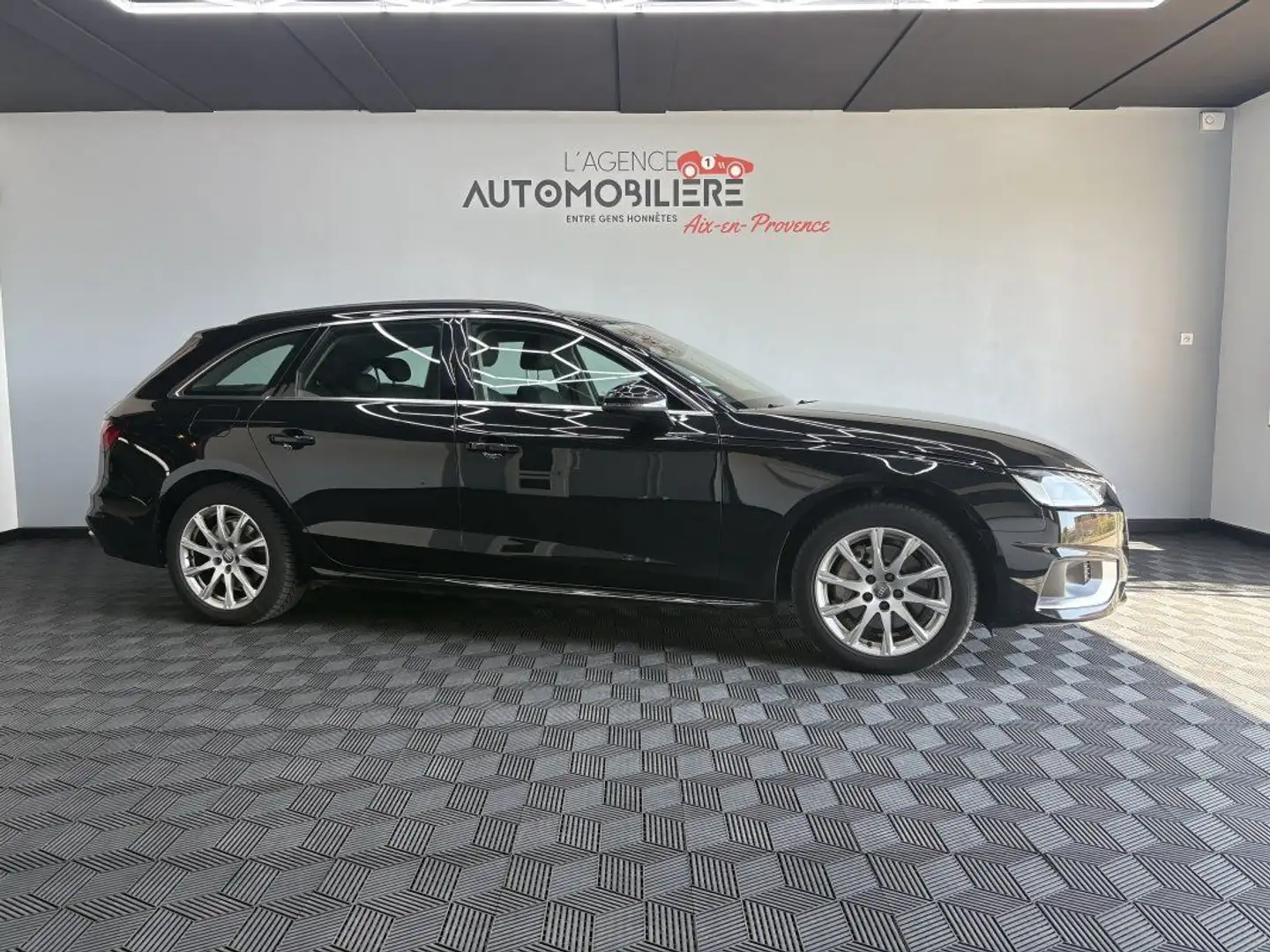Audi A4 Quattro 2.0 TDi 16V S-Tronic7 190CV Noir - 2
